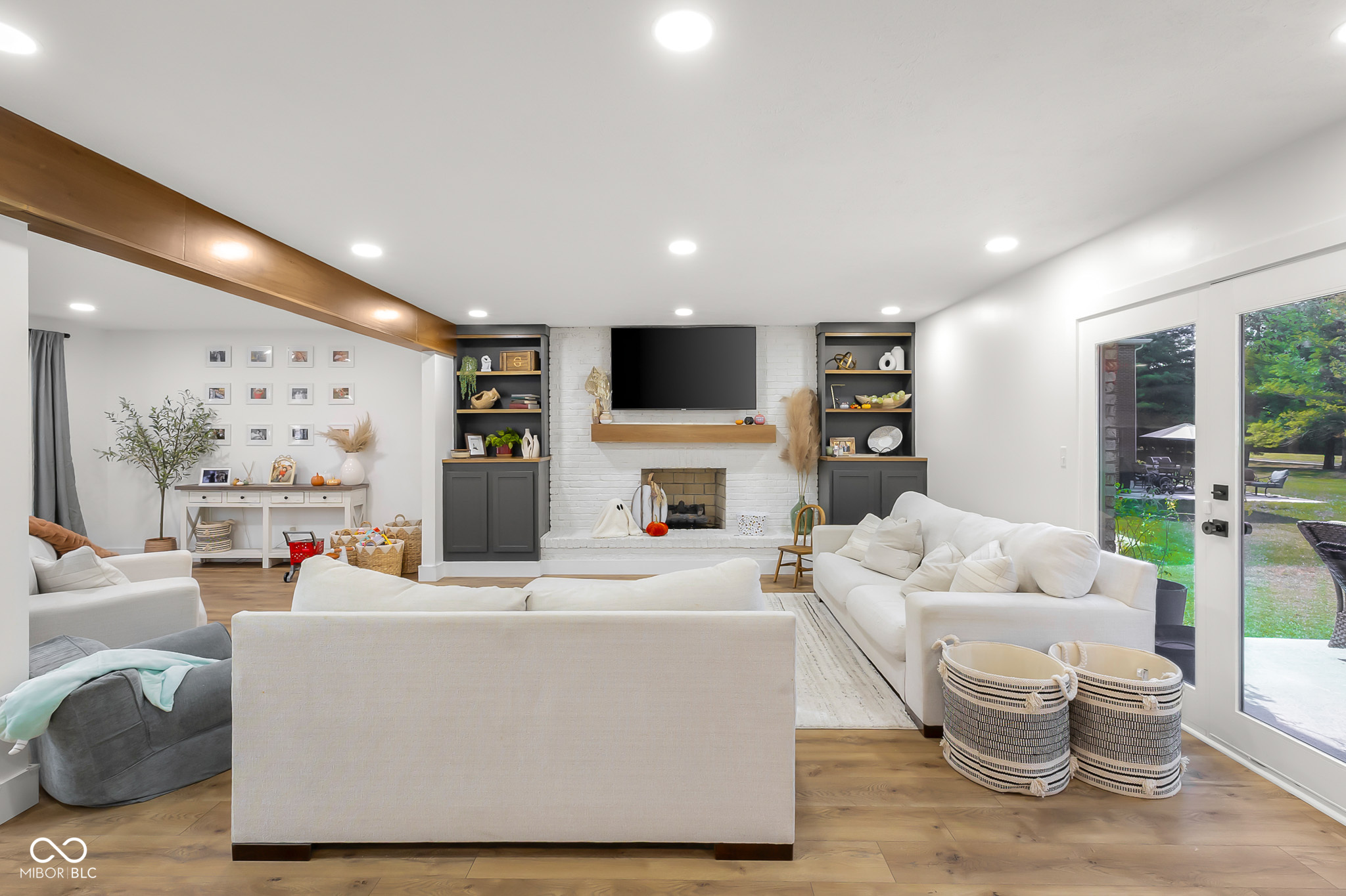 882 Box Turtle Court