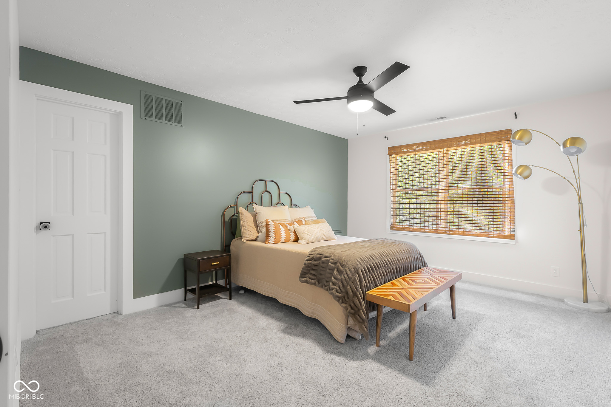 882 Box Turtle Court