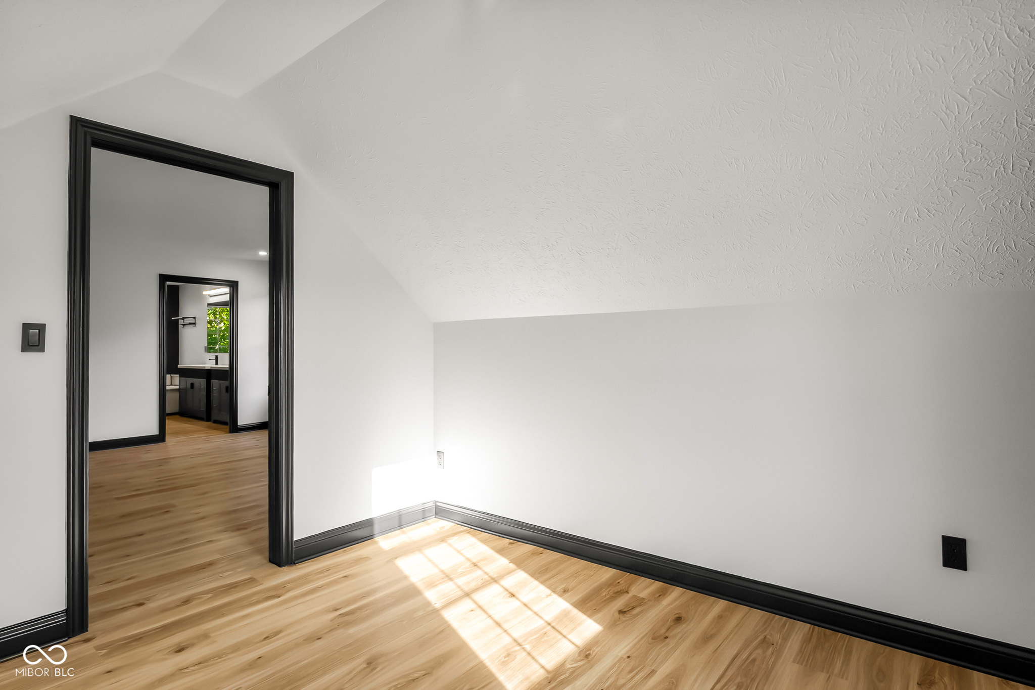 3258 Starlite Court