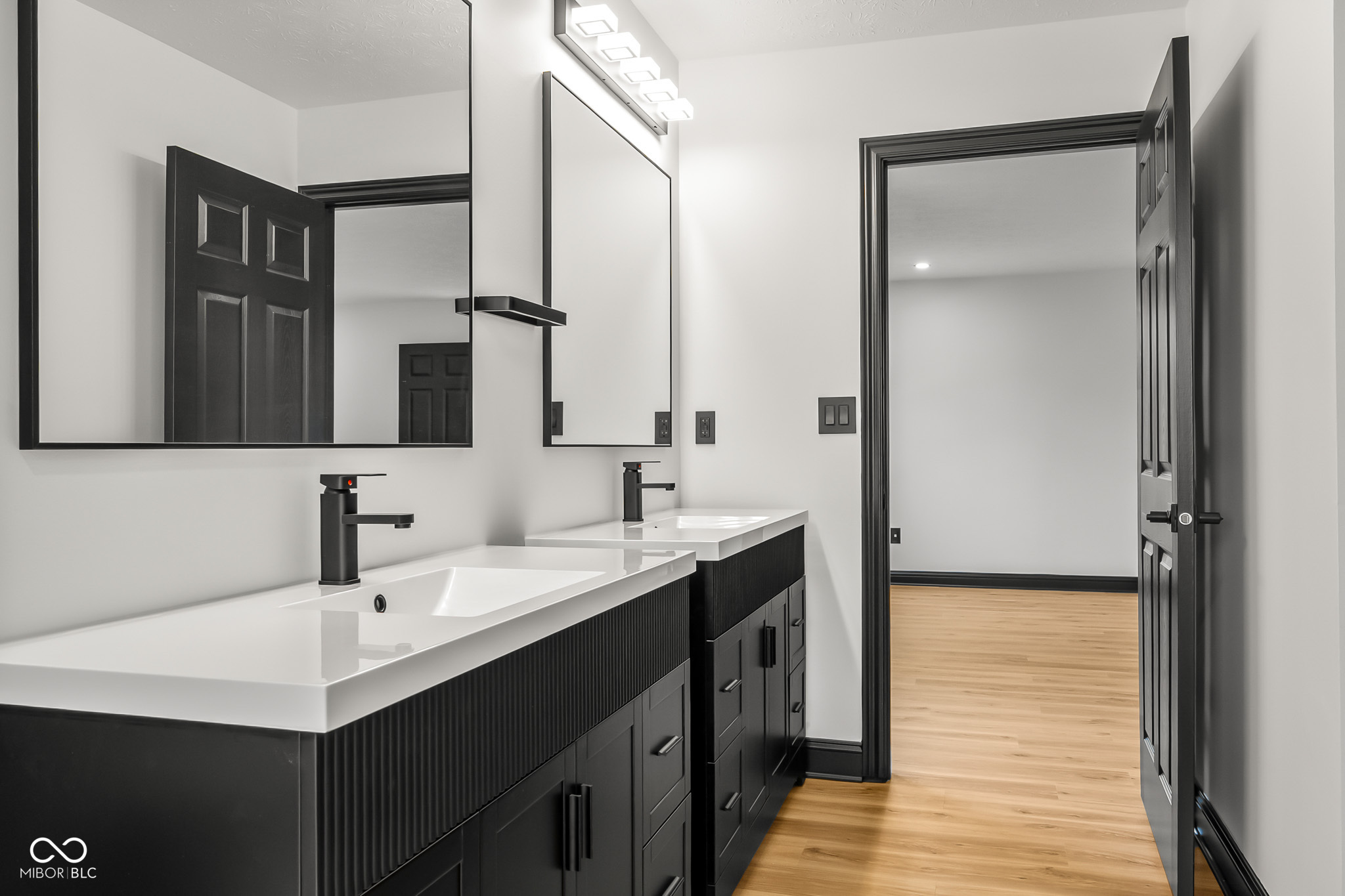 3258 Starlite Court