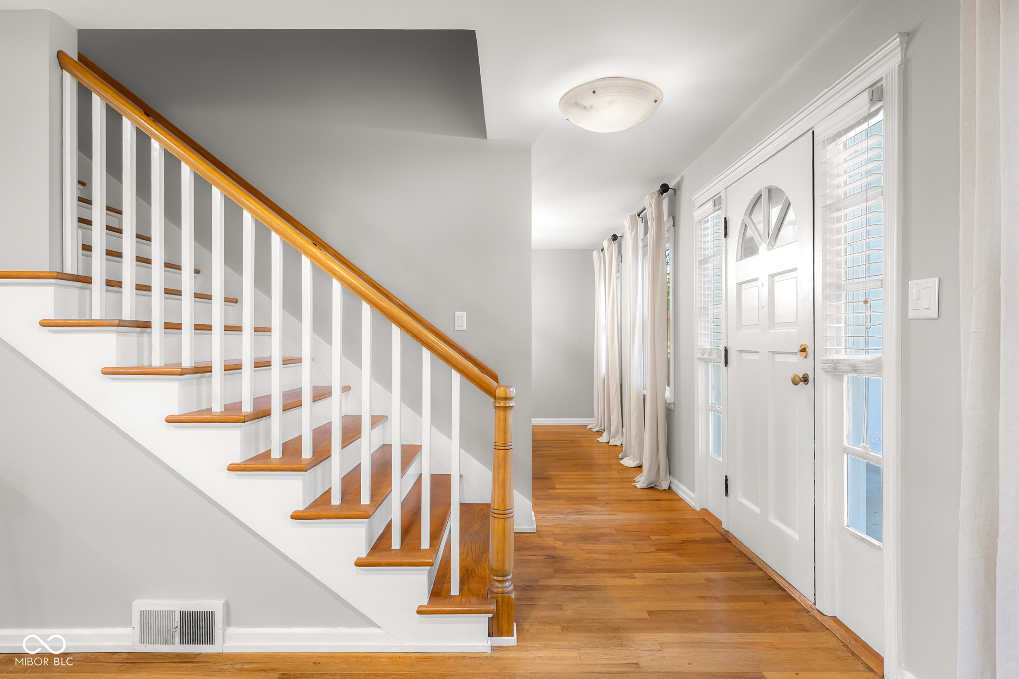 2712 Lafayette Avenue