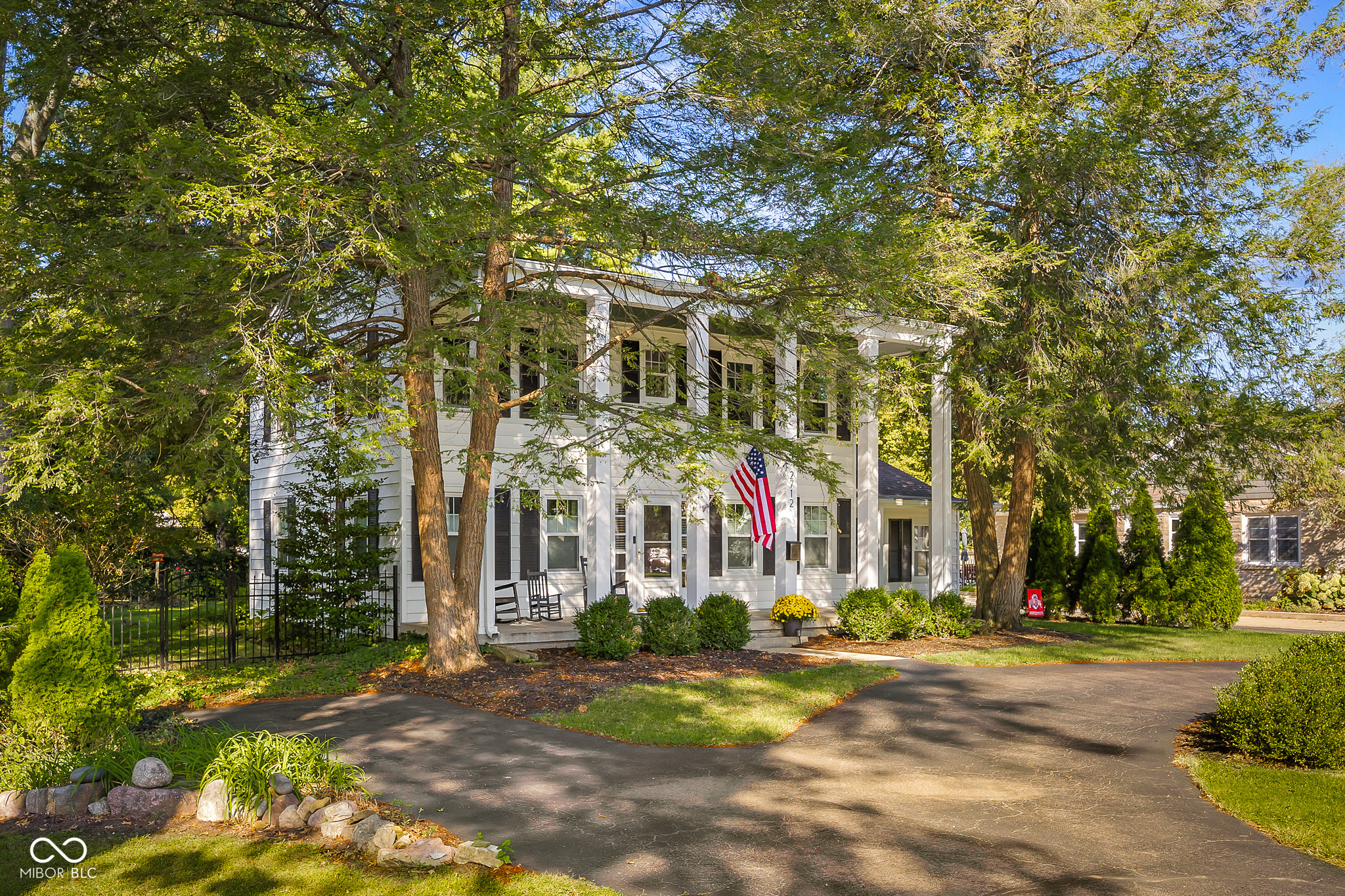 2712 Lafayette Avenue