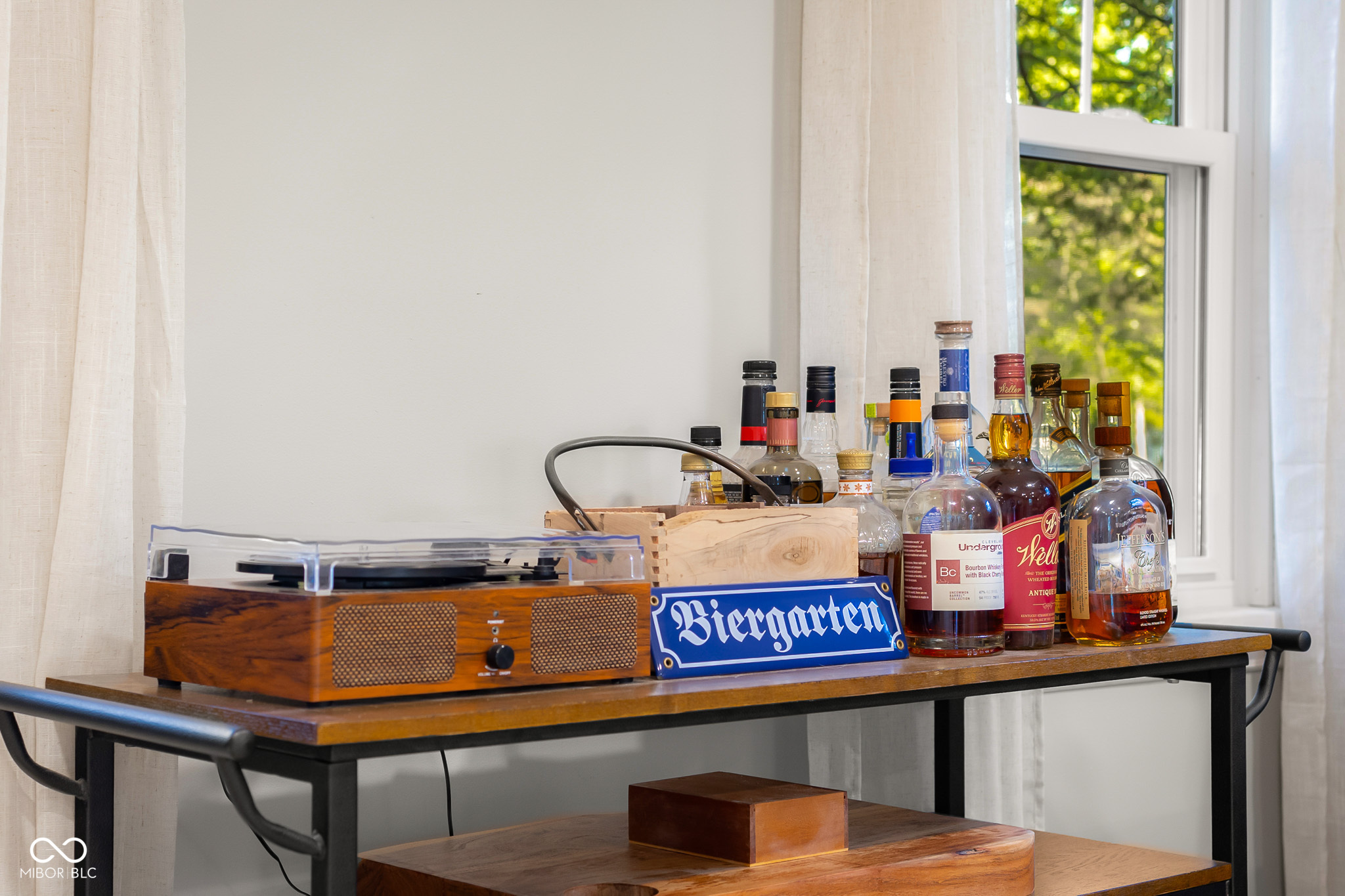 2712 Lafayette Avenue