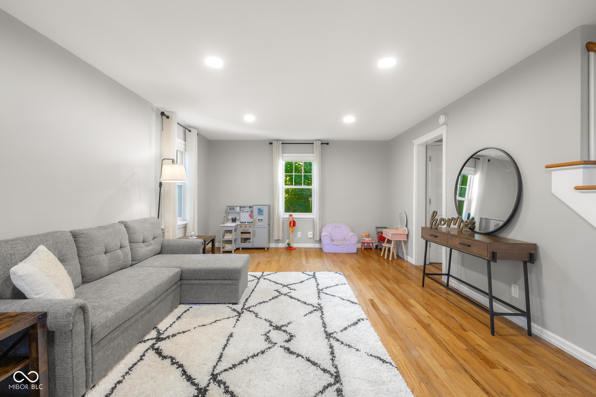 2712 Lafayette Avenue