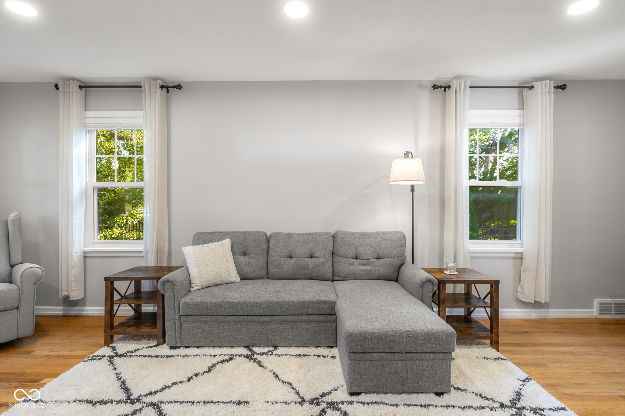 2712 Lafayette Avenue