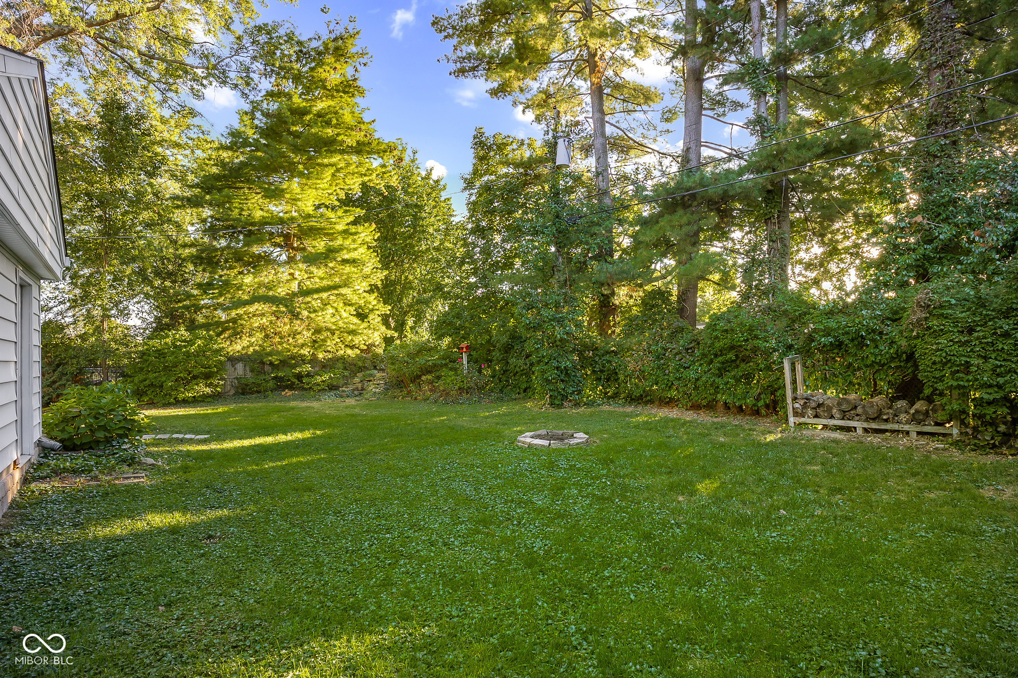 2712 Lafayette Avenue