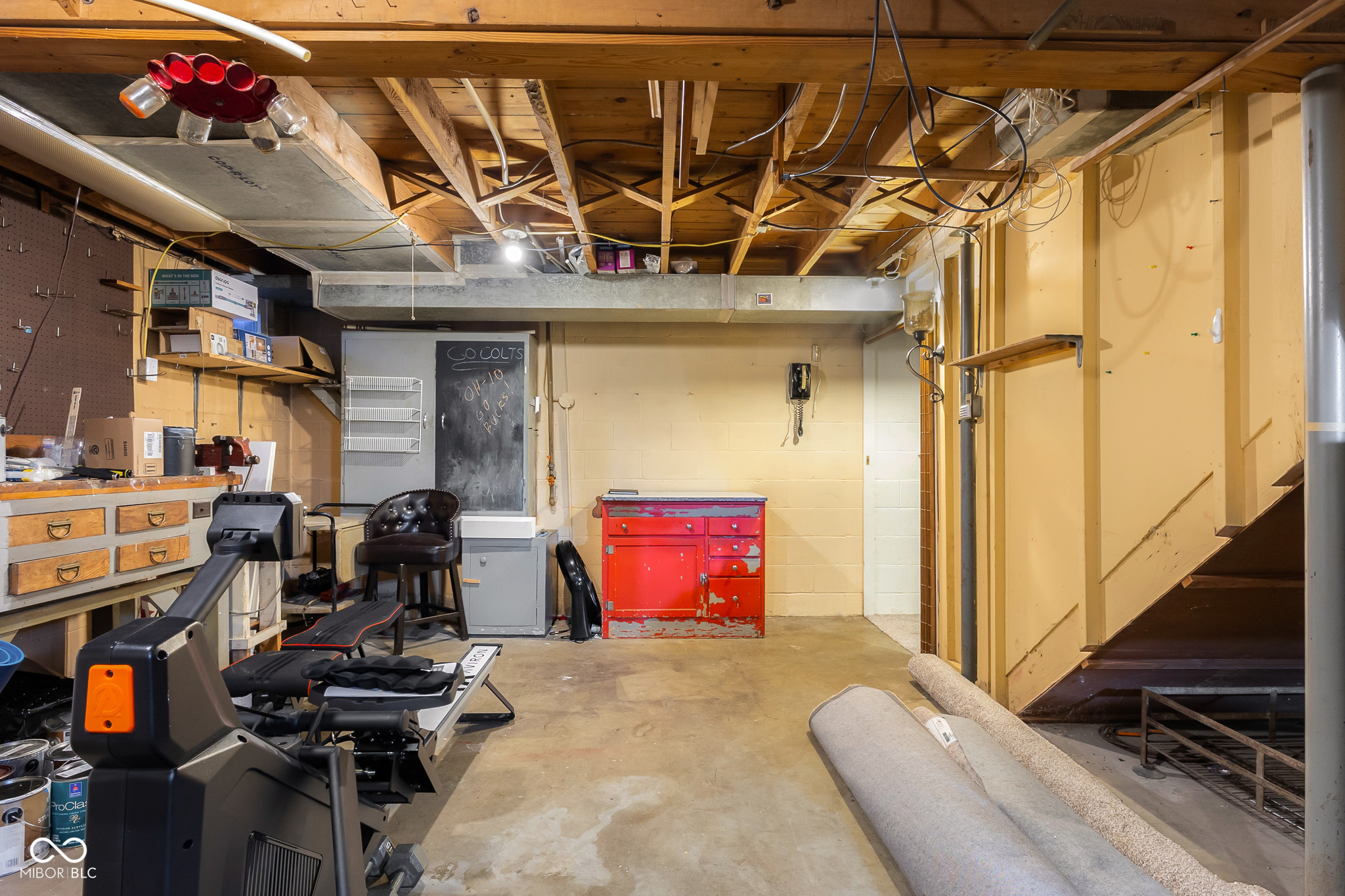 2712 Lafayette Avenue