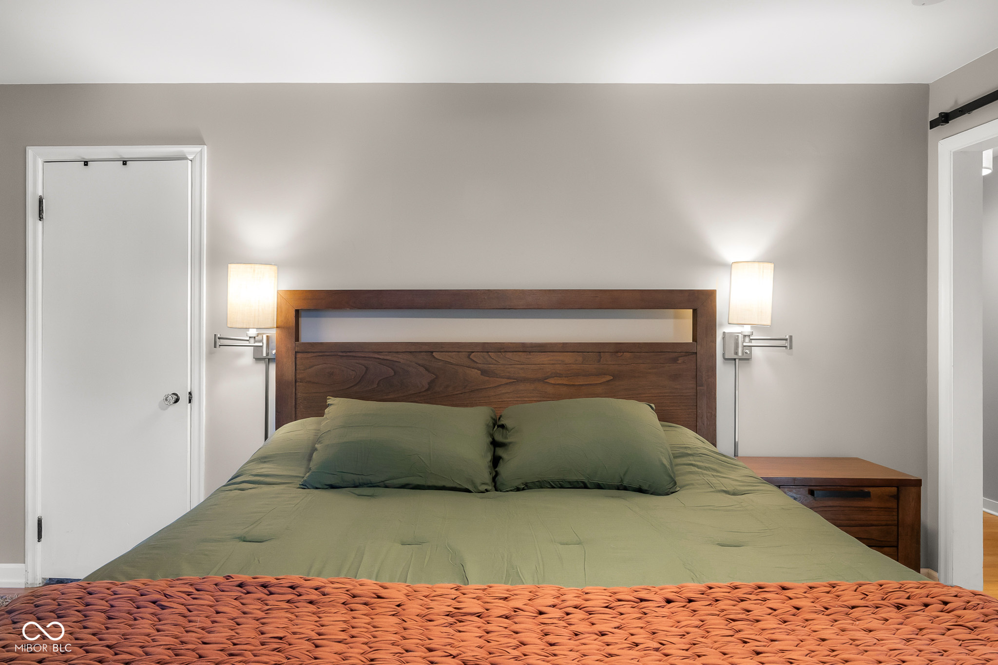 2712 Lafayette Avenue