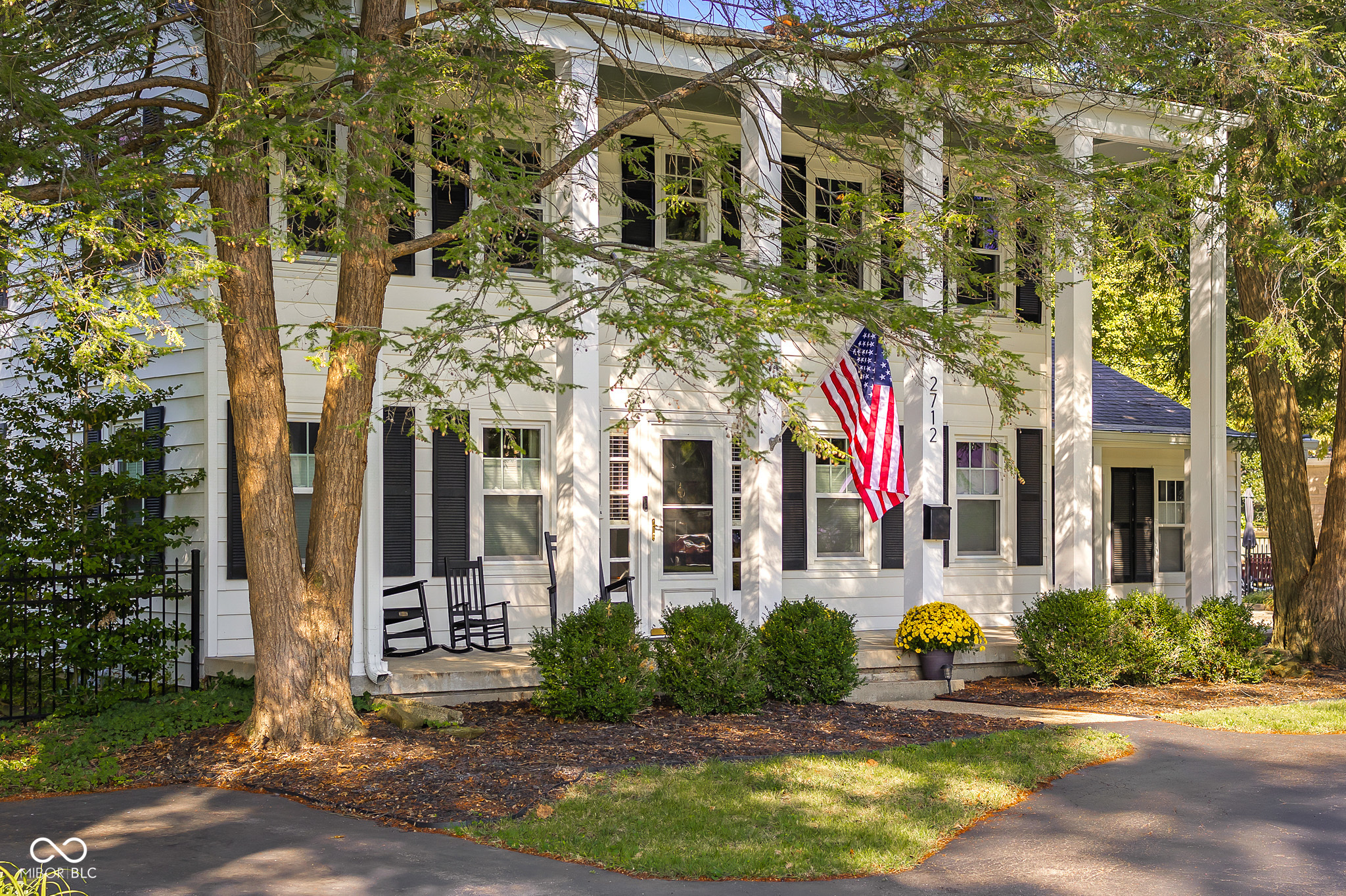 2712 Lafayette Avenue