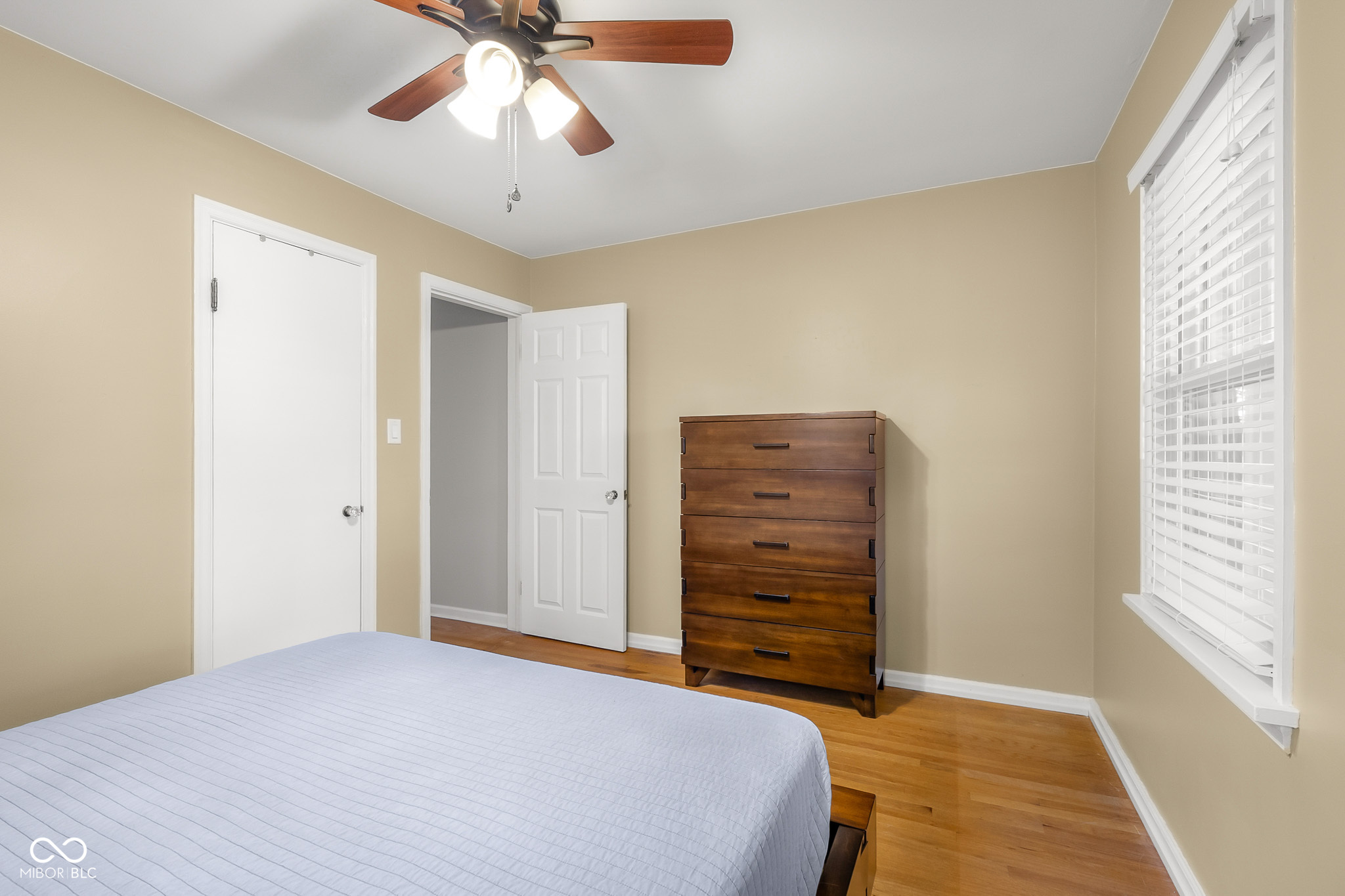 2712 Lafayette Avenue