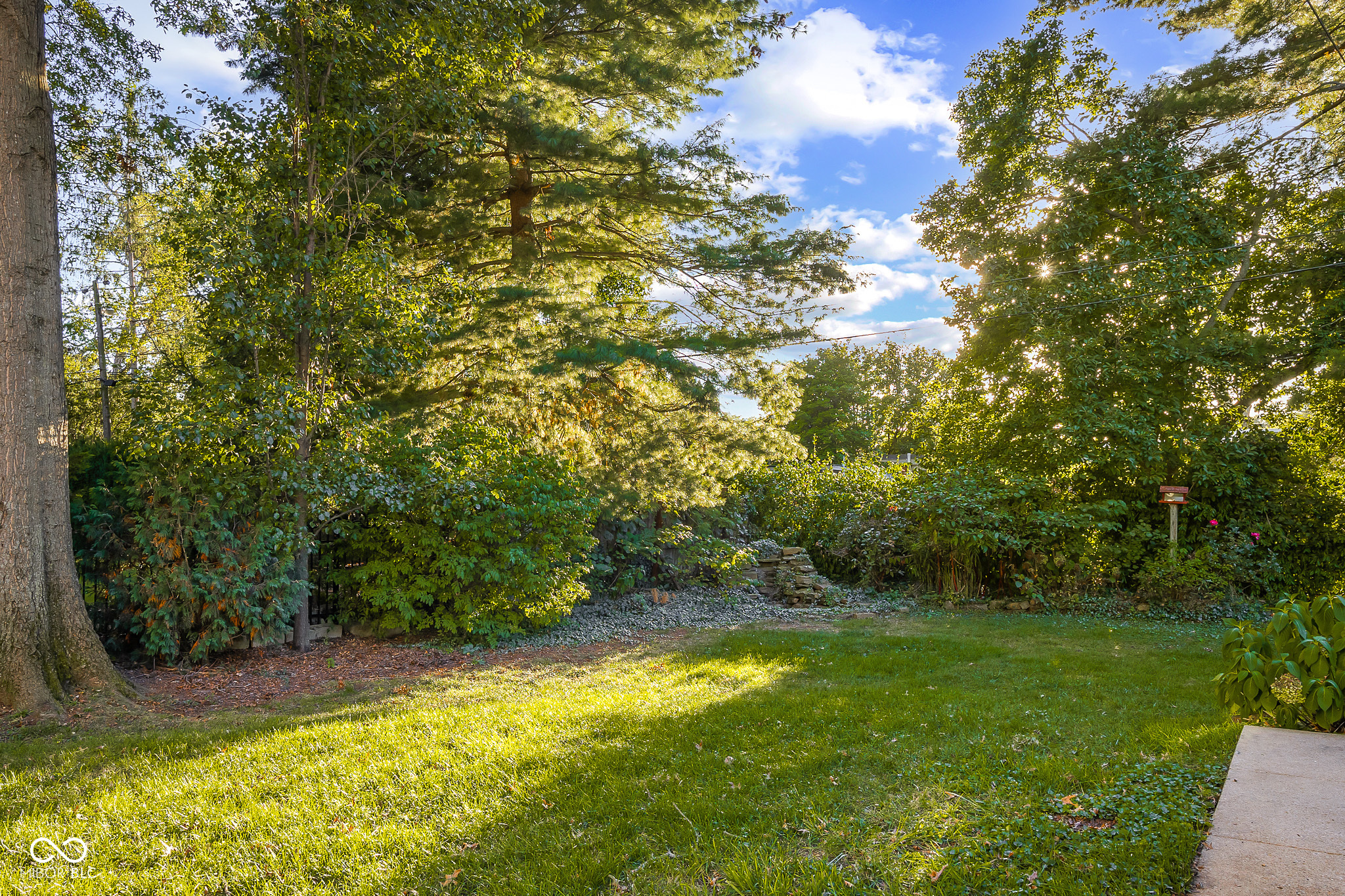 2712 Lafayette Avenue