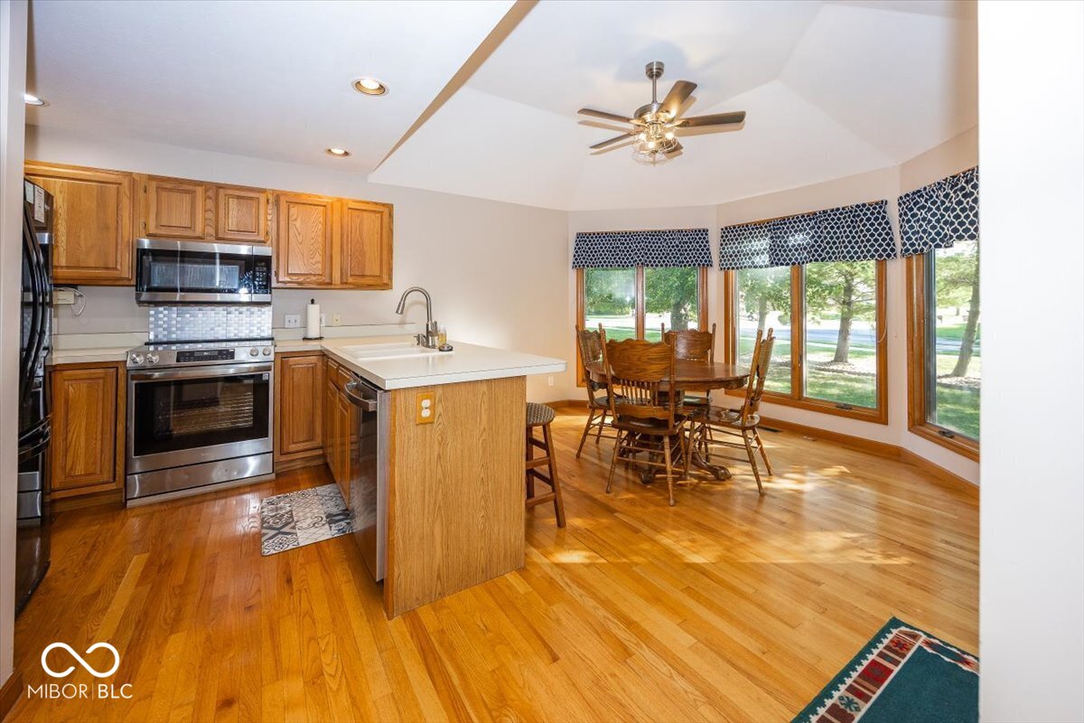 3411 Briar Ridge Way