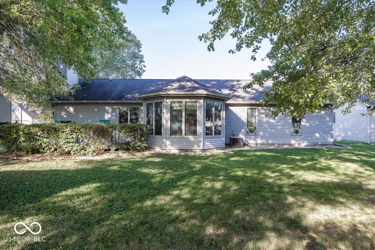 3411 Briar Ridge Way