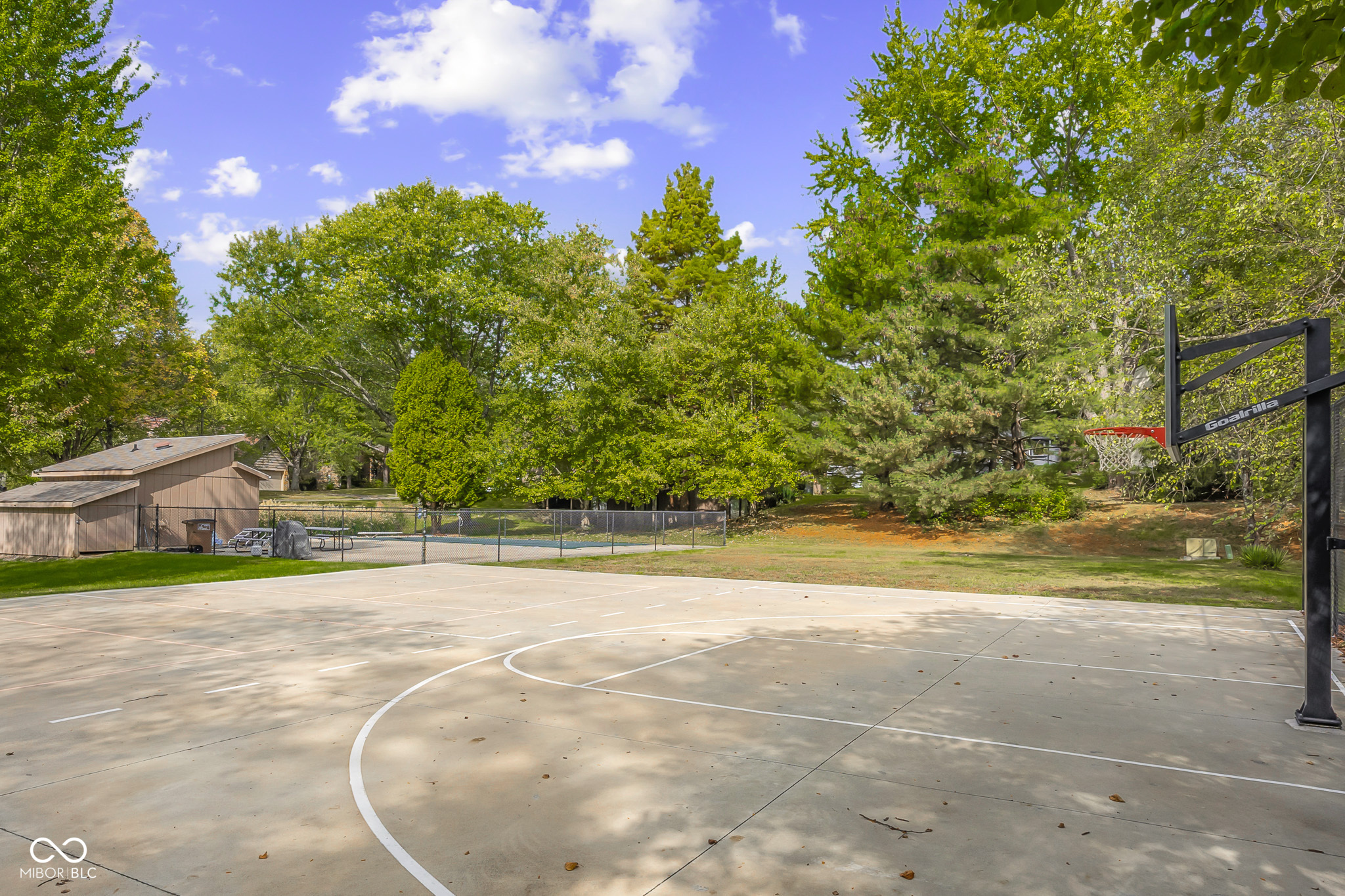 950 Countryside Lane