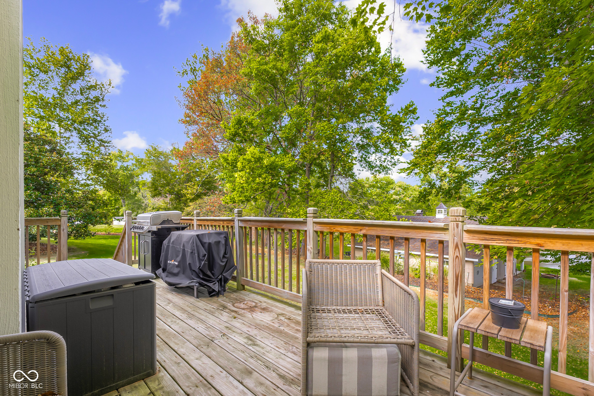 950 Countryside Lane