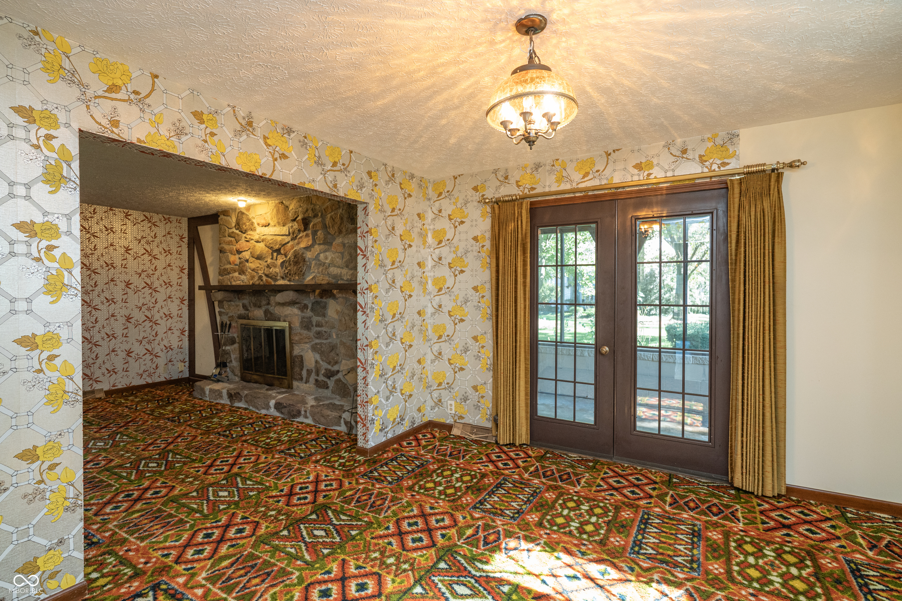 528 Robin Hood Drive