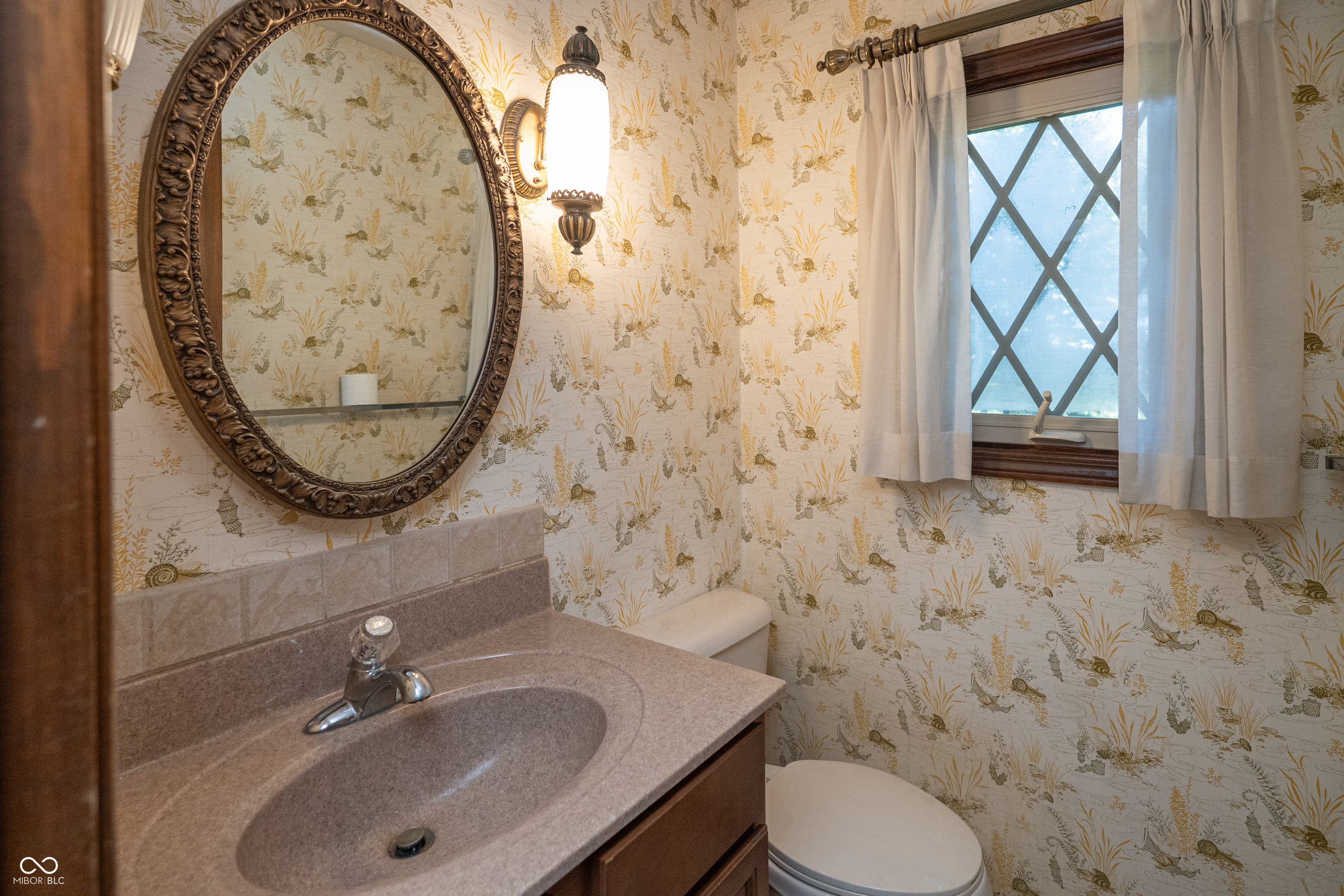 528 Robin Hood Drive