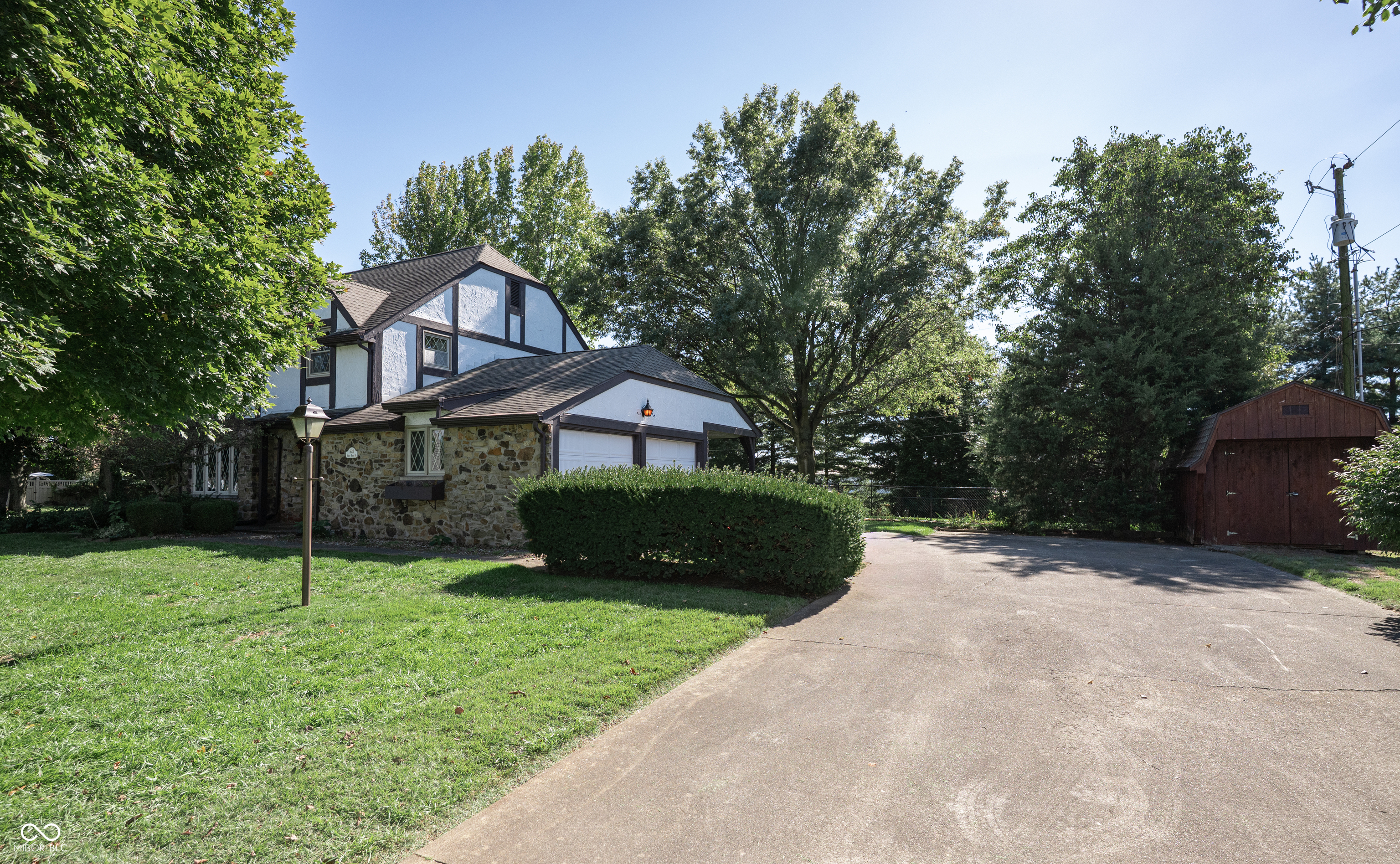 528 Robin Hood Drive