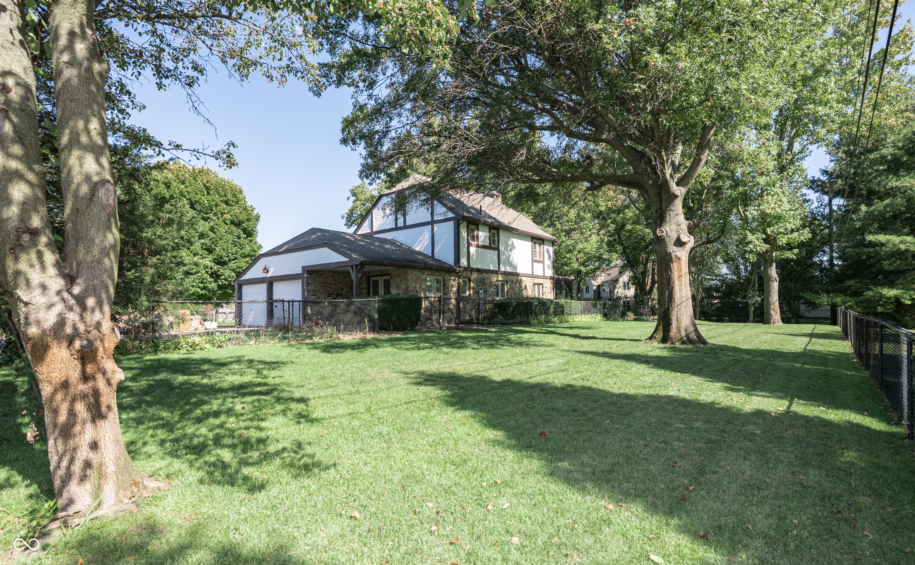 528 Robin Hood Drive