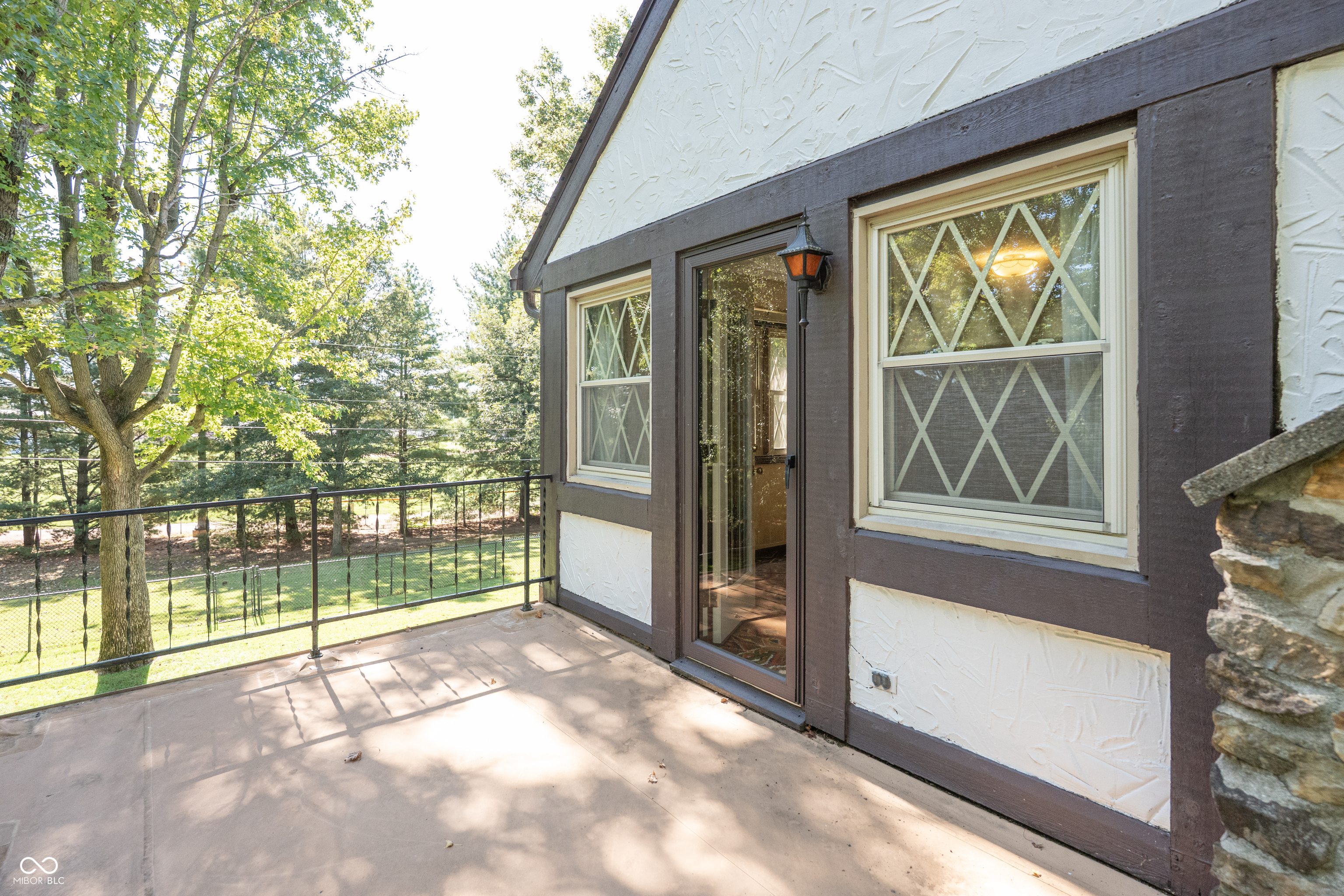 528 Robin Hood Drive