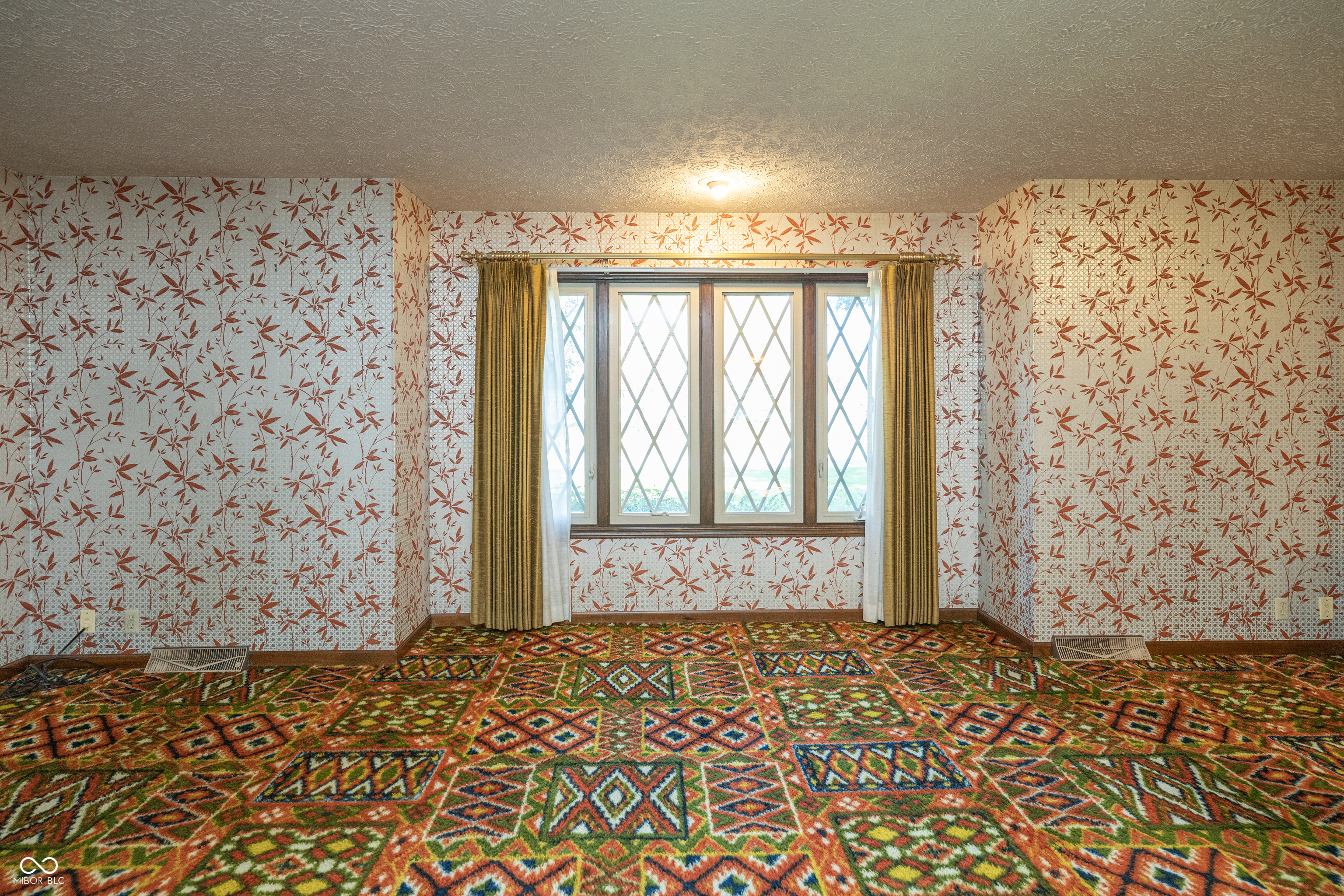 528 Robin Hood Drive