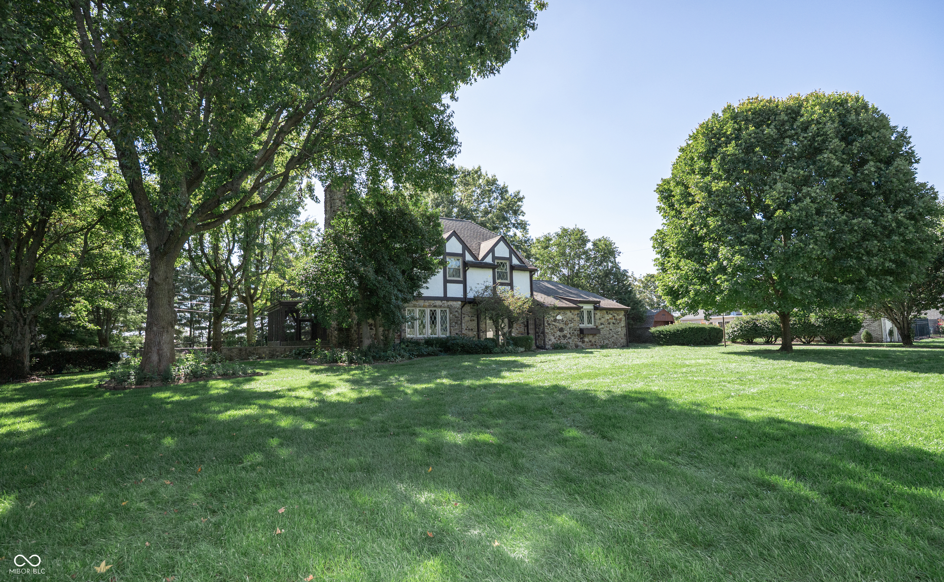 528 Robin Hood Drive