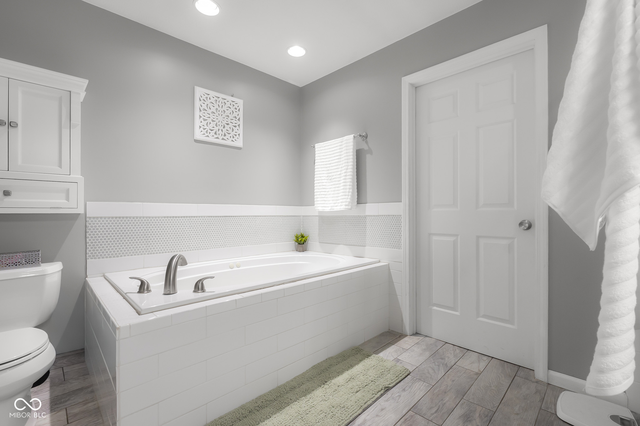 7156 N County Road 1000 E