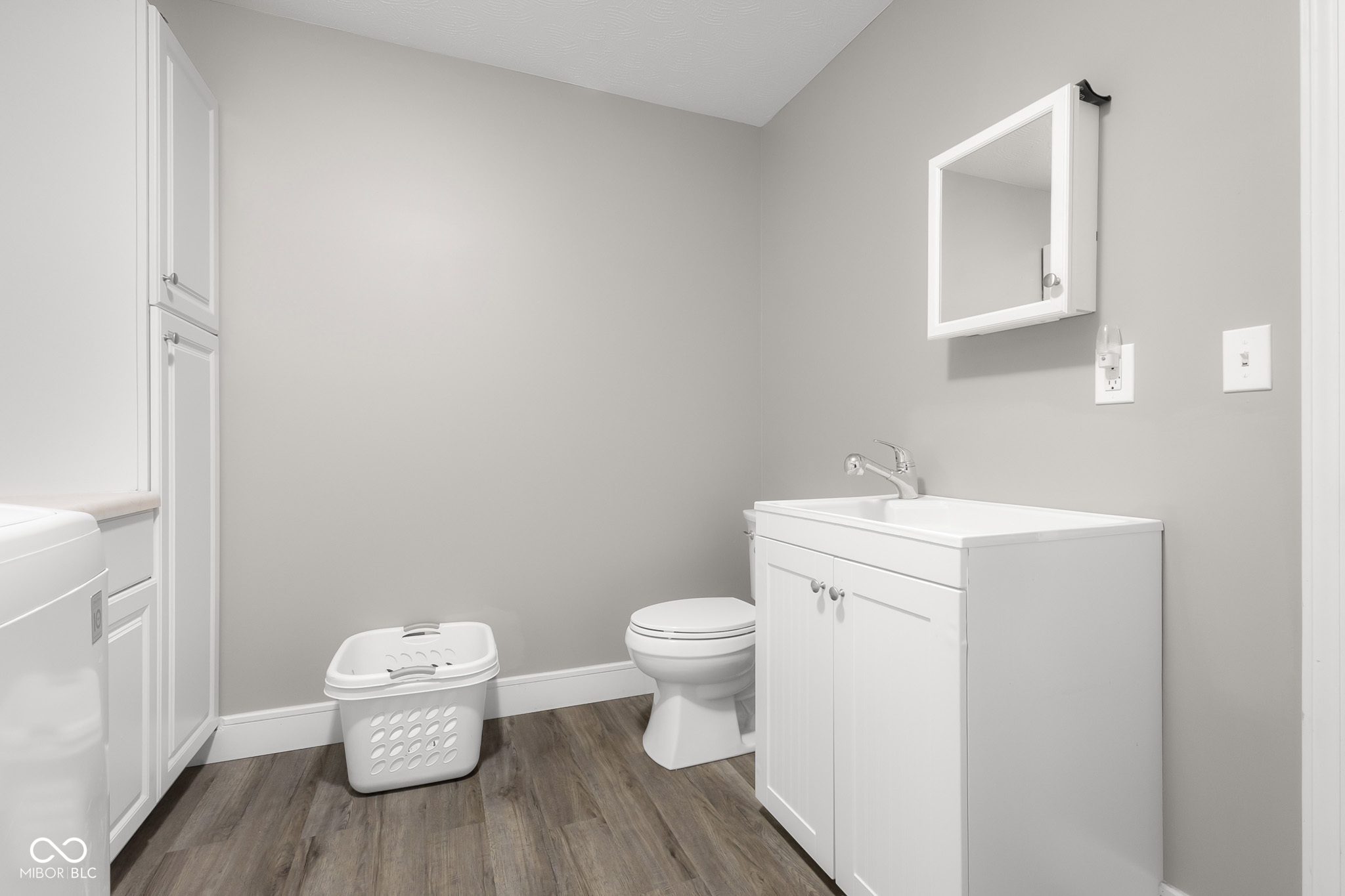 7156 N County Road 1000 E