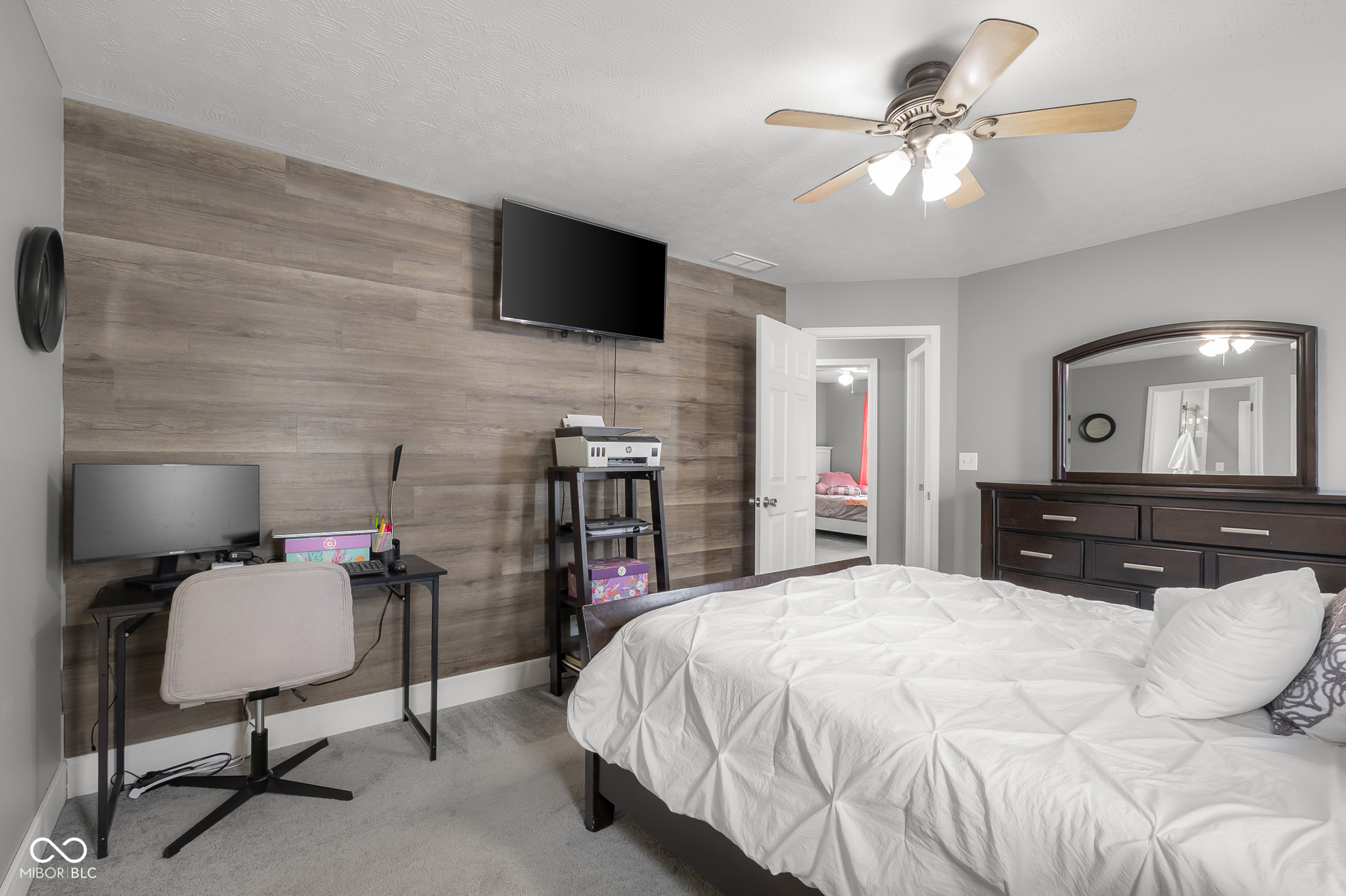 7156 N County Road 1000 E