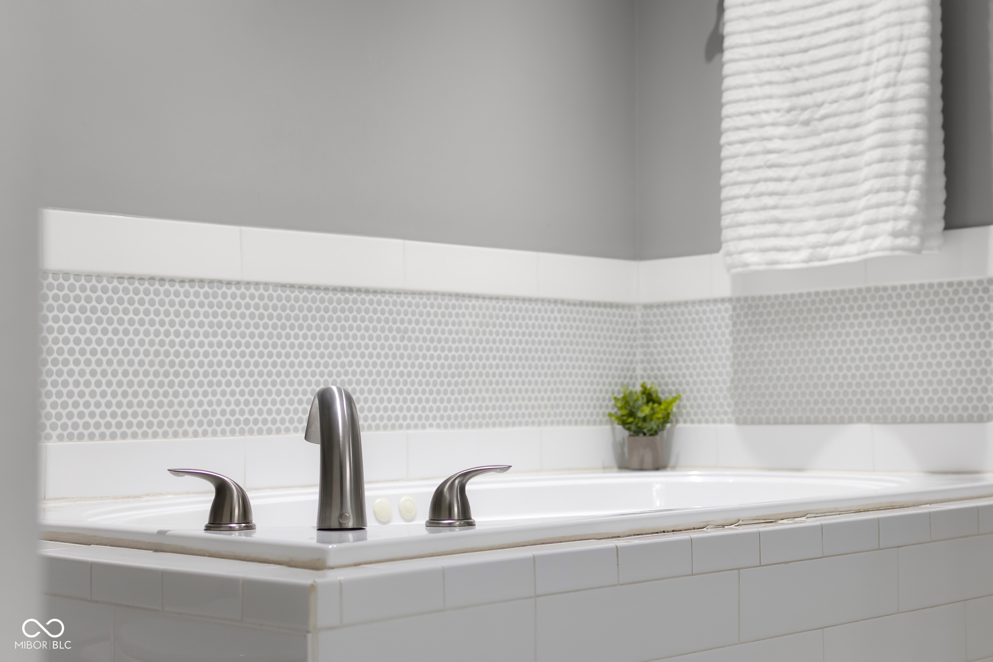 7156 N County Road 1000 E