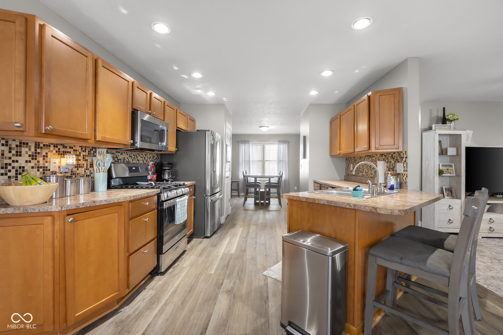 7156 N County Road 1000 E