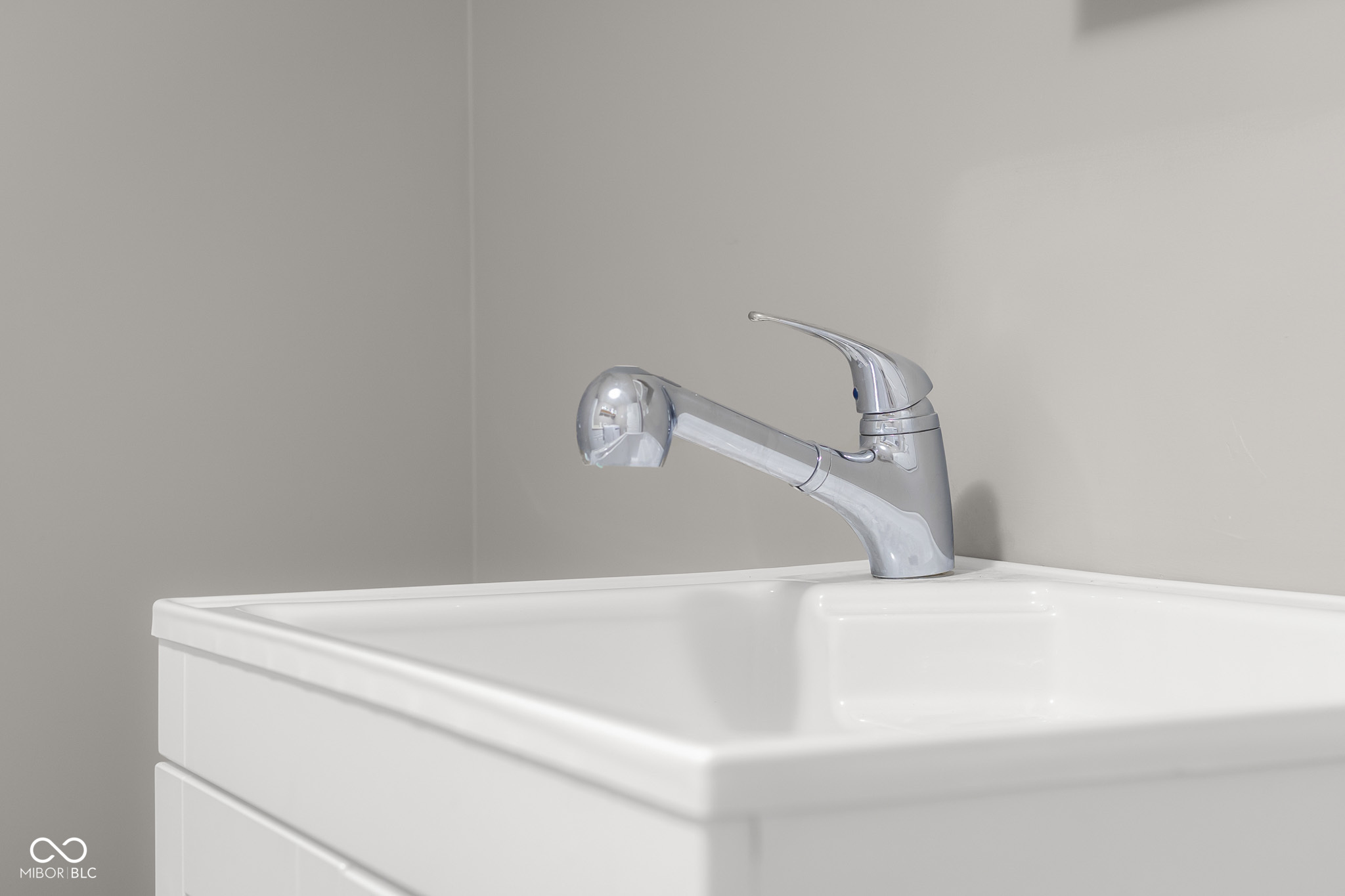 7156 N County Road 1000 E