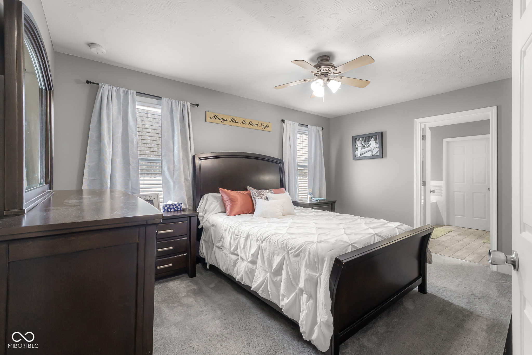 7156 N County Road 1000 E