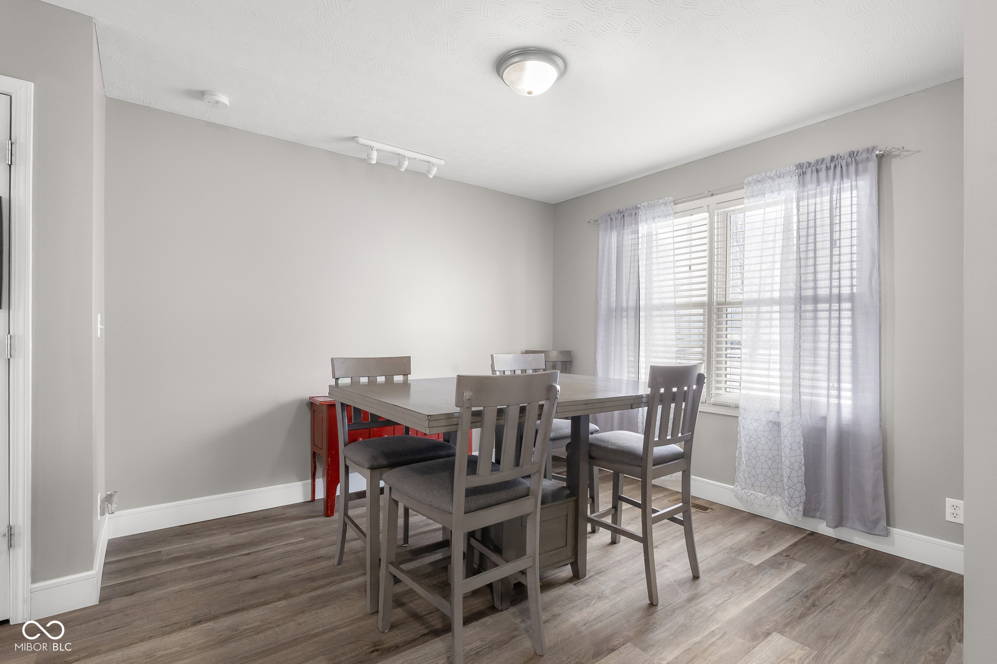 7156 N County Road 1000 E