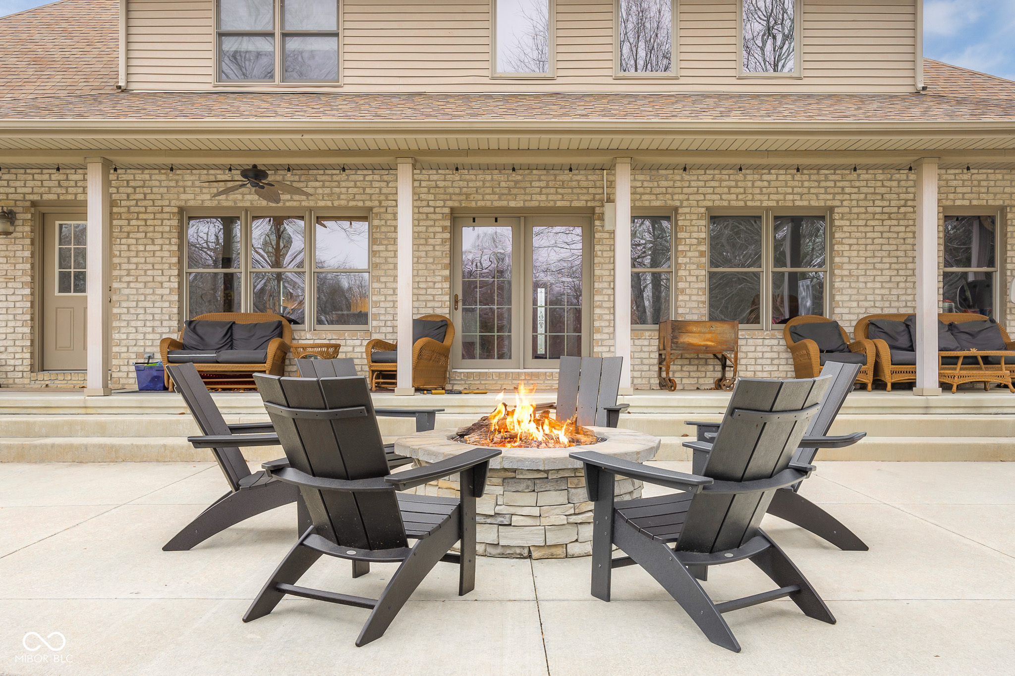 537 N County Road 250 E