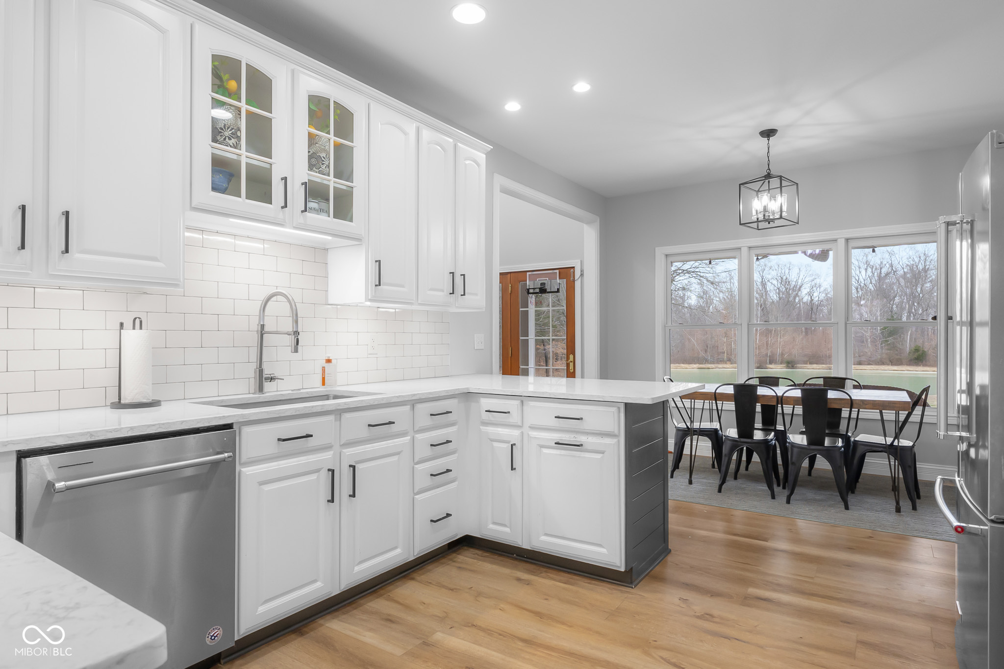 537 N County Road 250 E