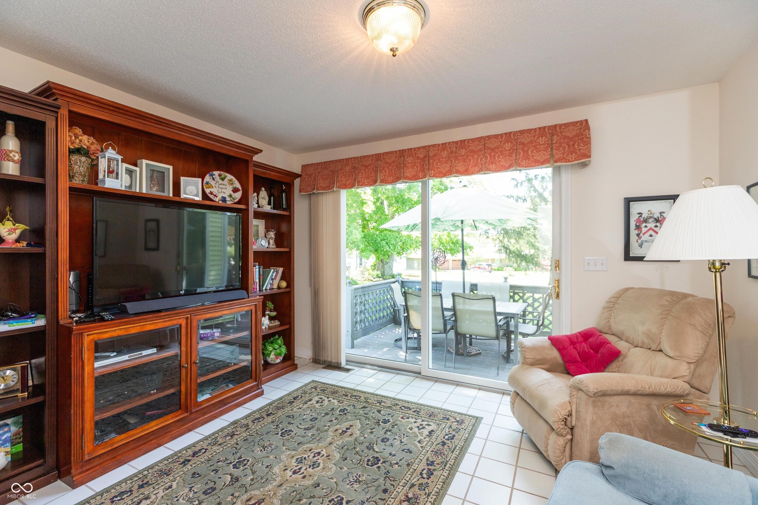 889 E North Shore Drive