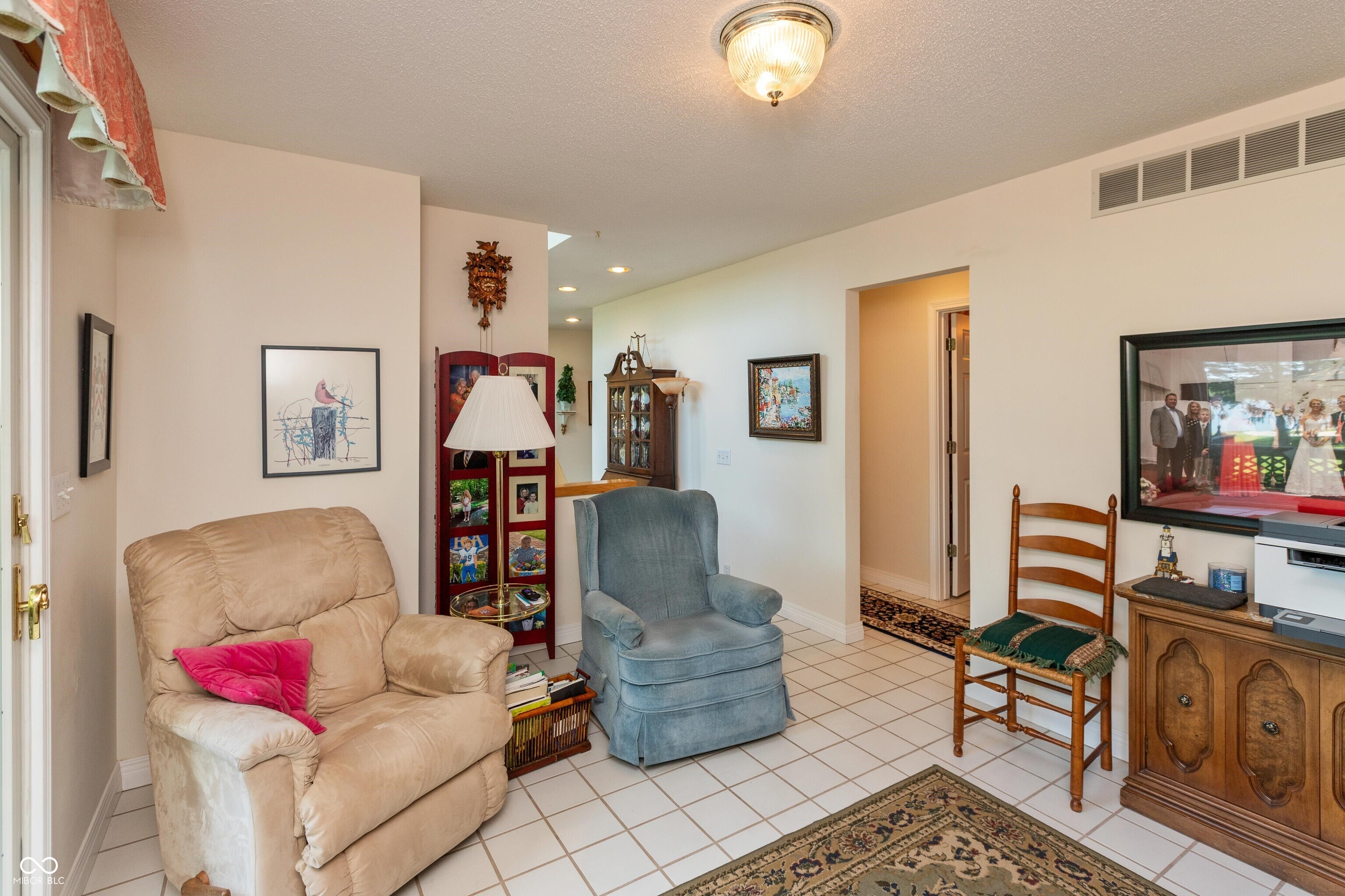 889 E North Shore Drive