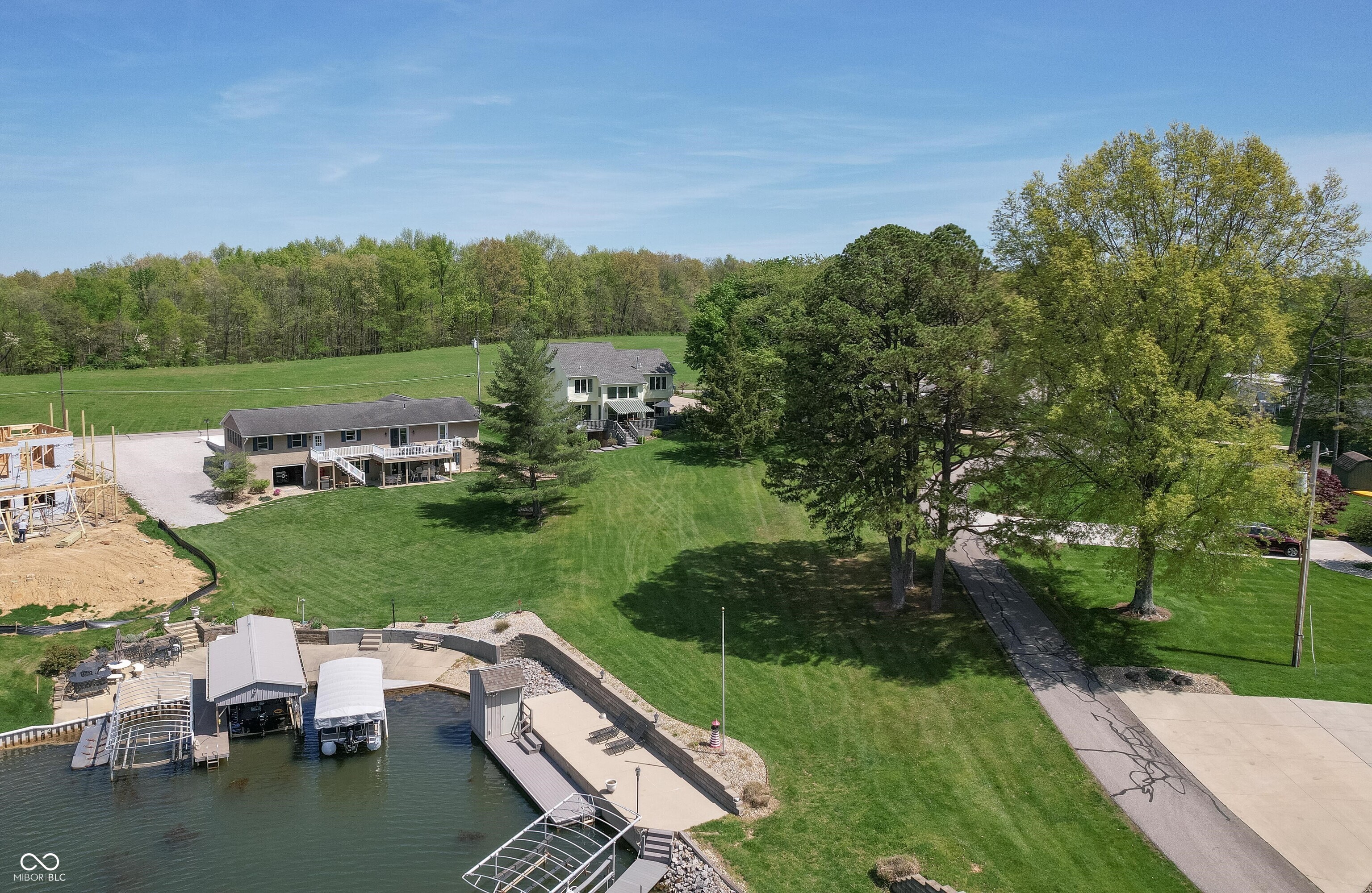 889 E North Shore Drive