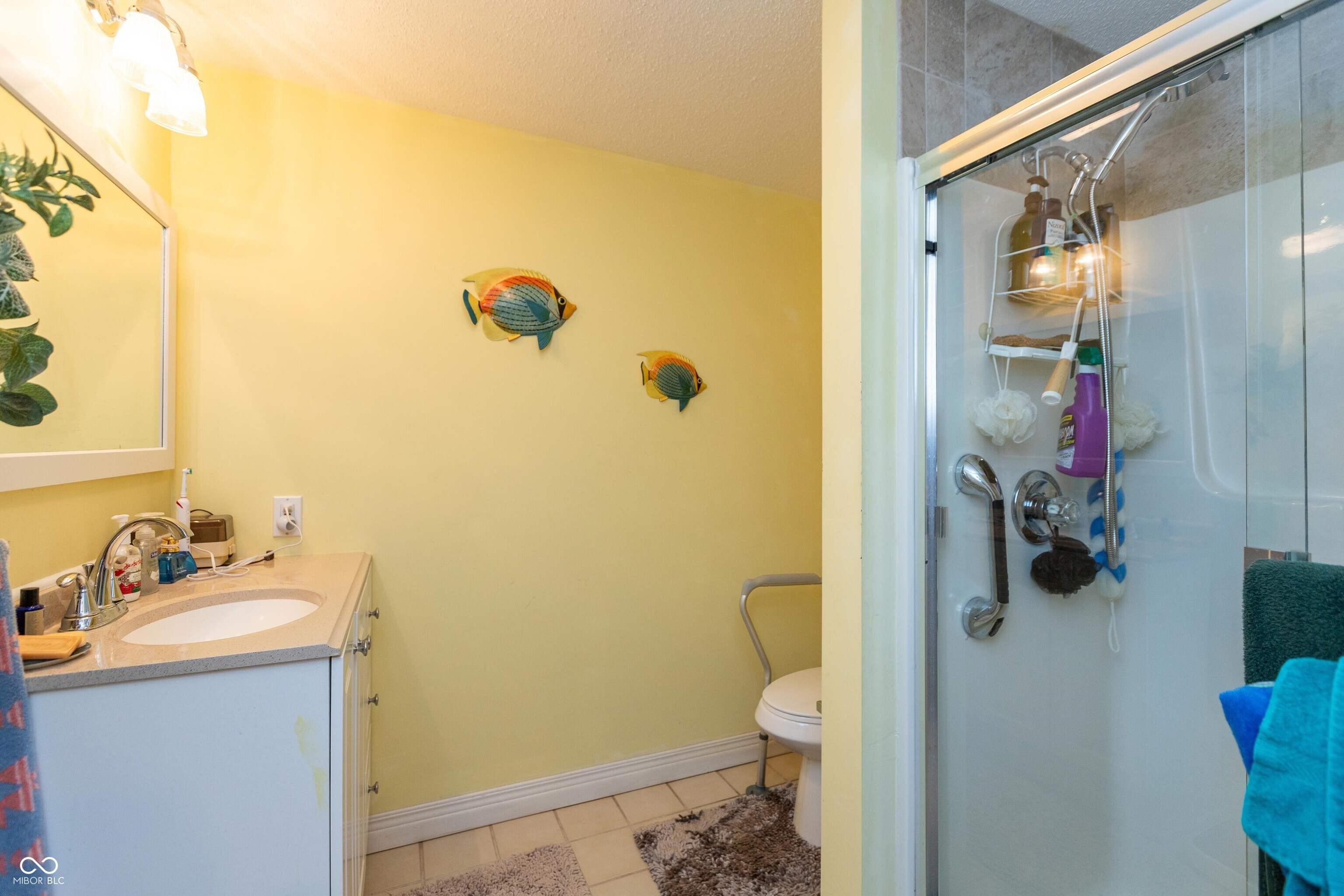 889 E North Shore Drive