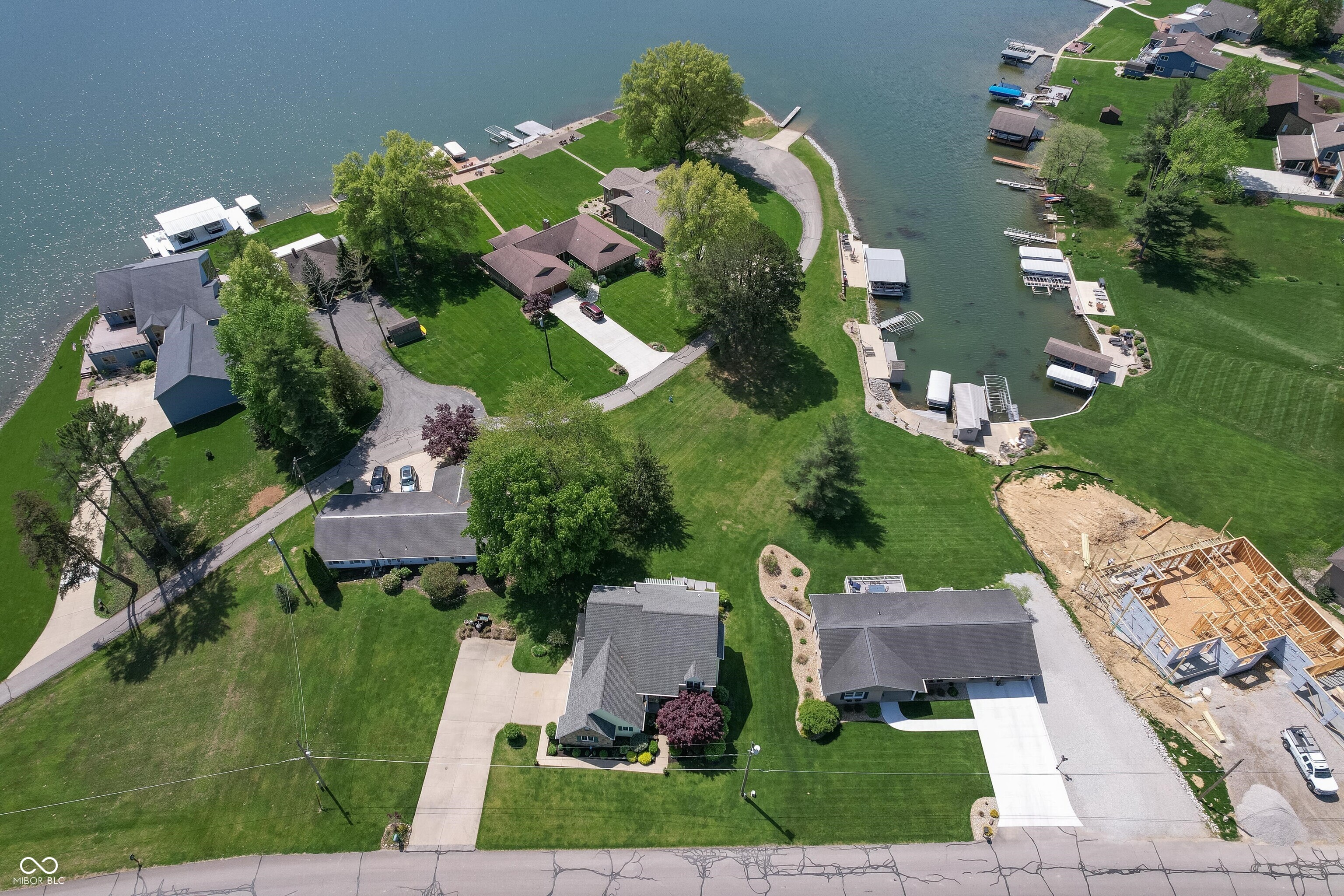 889 E North Shore Drive