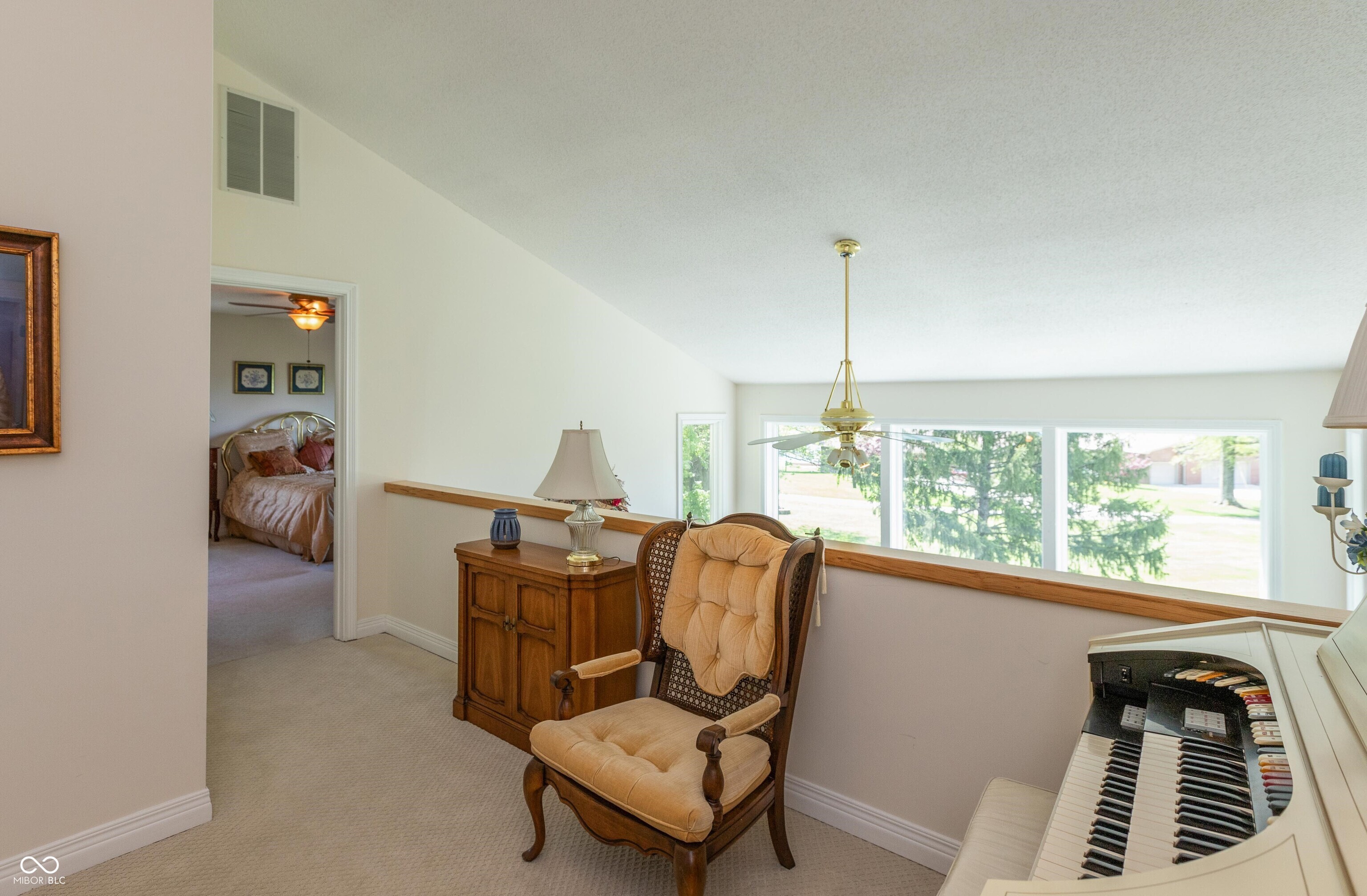 889 E North Shore Drive