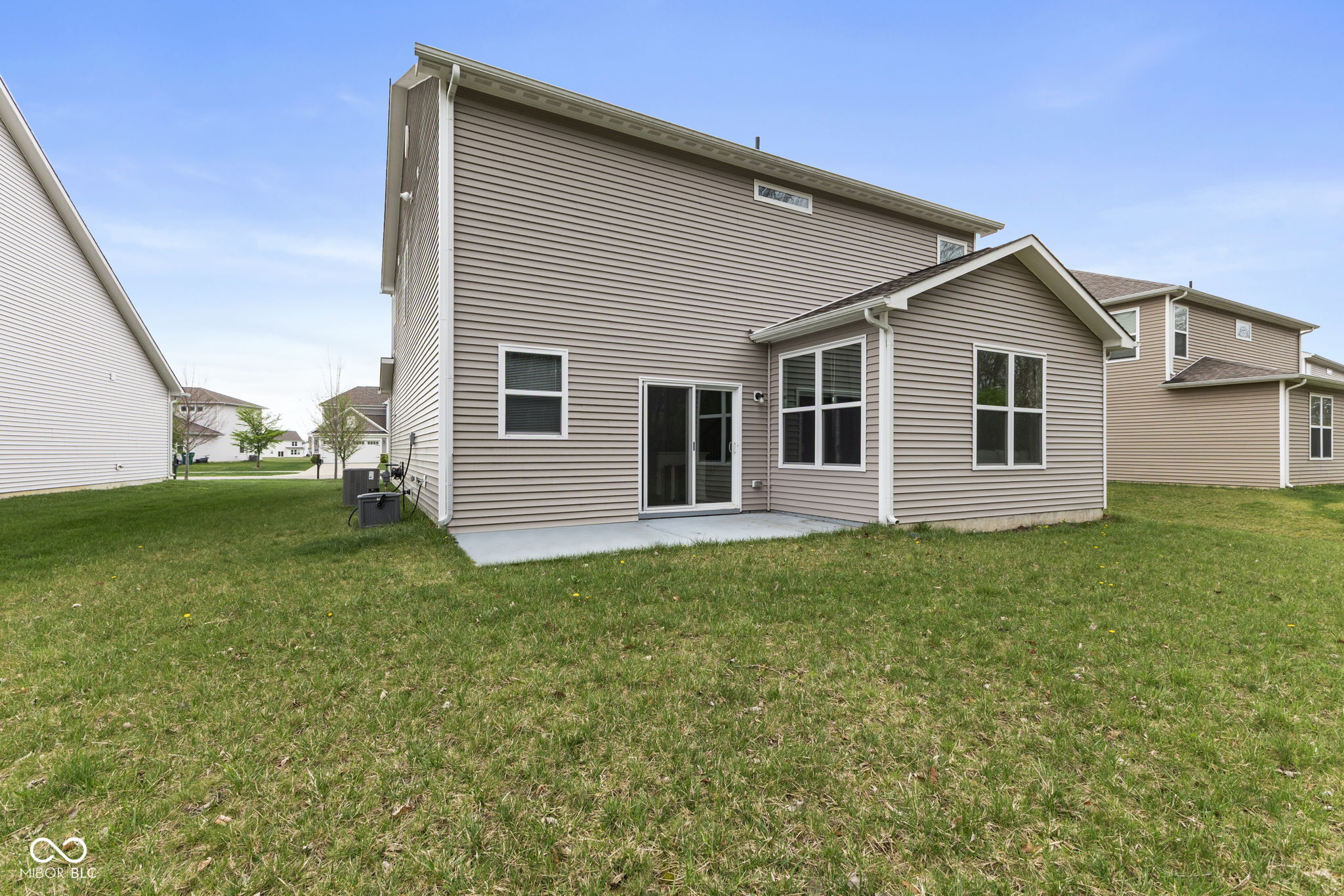 1398 Sarah Way