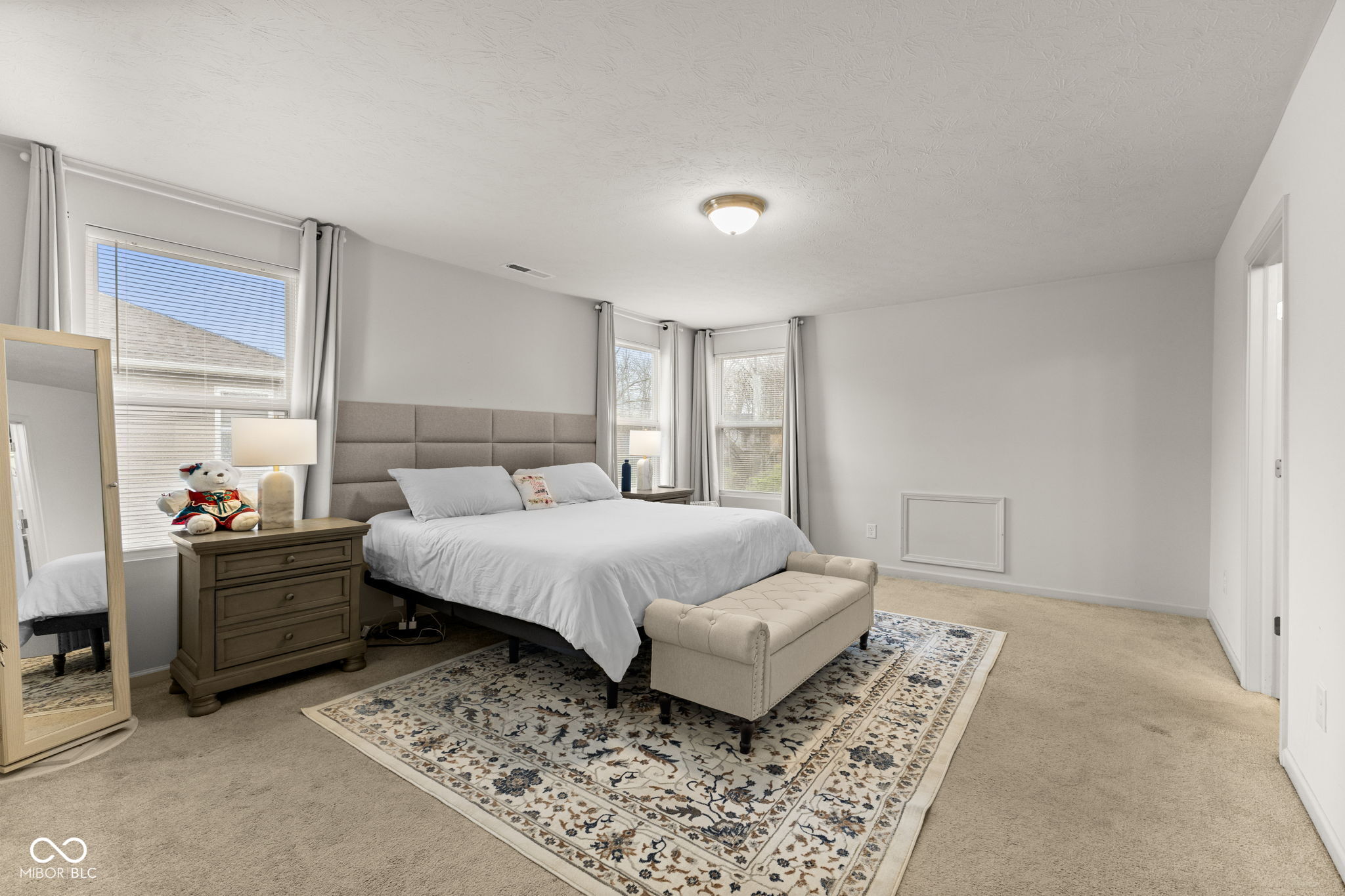 1398 Sarah Way