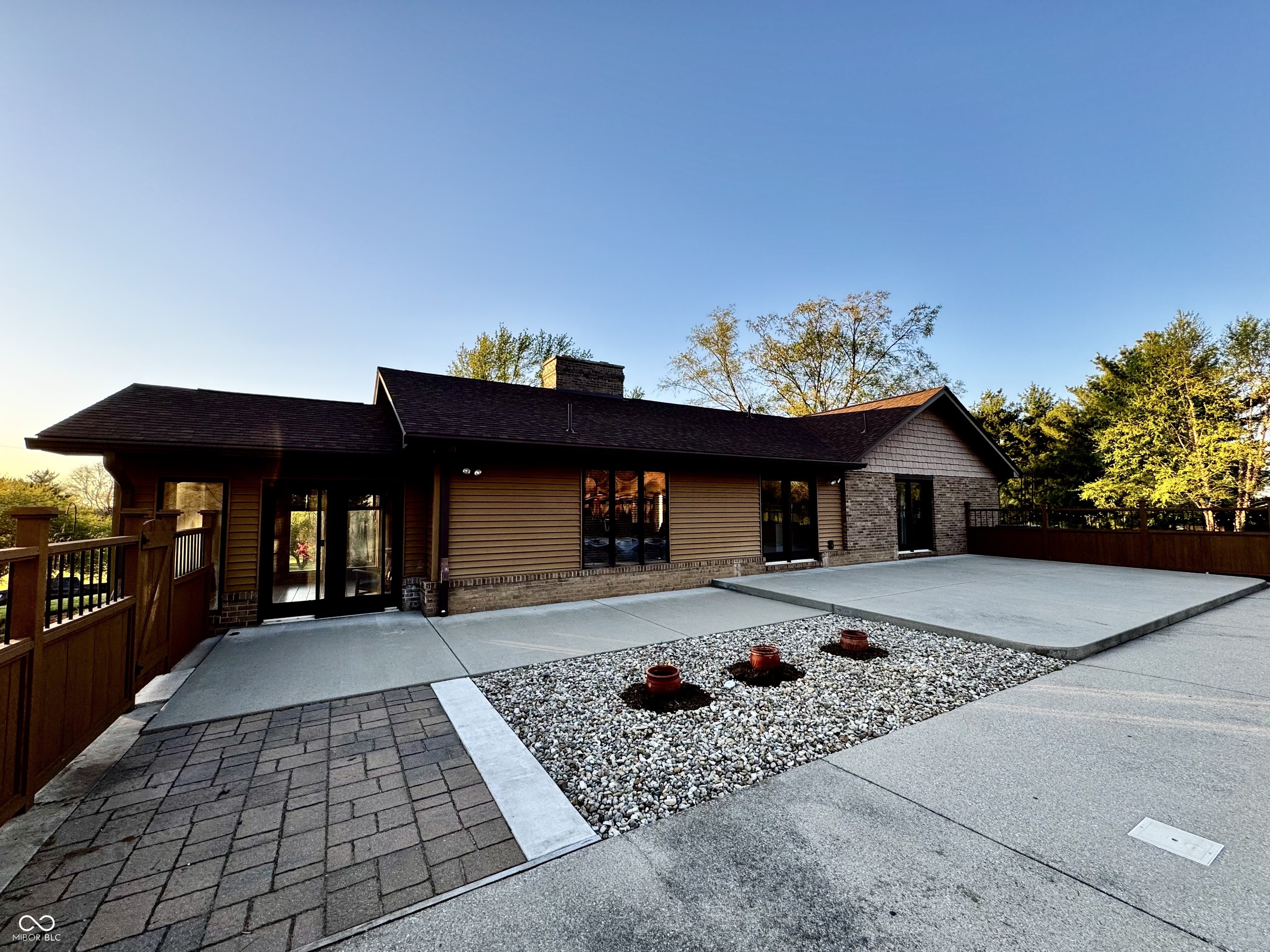 1531 S County Road 150 W