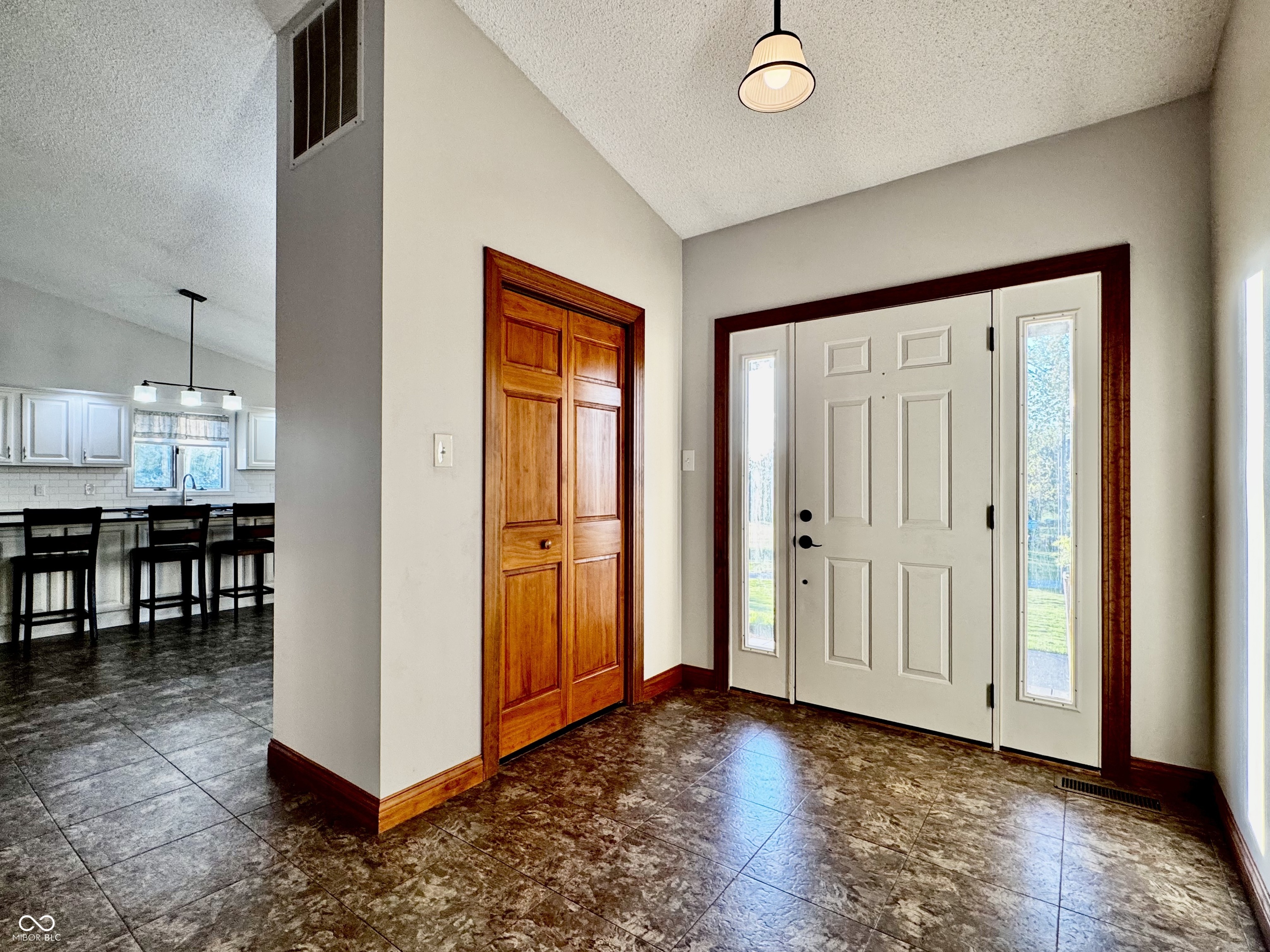 1531 S County Road 150 W