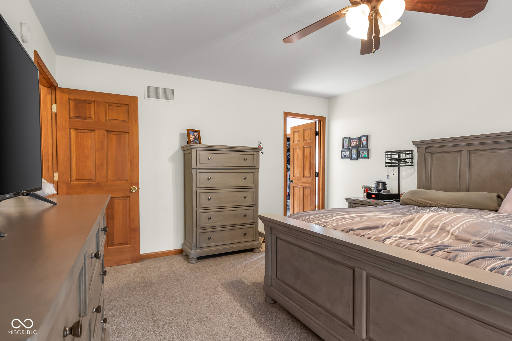 2093 Iroquois Trail