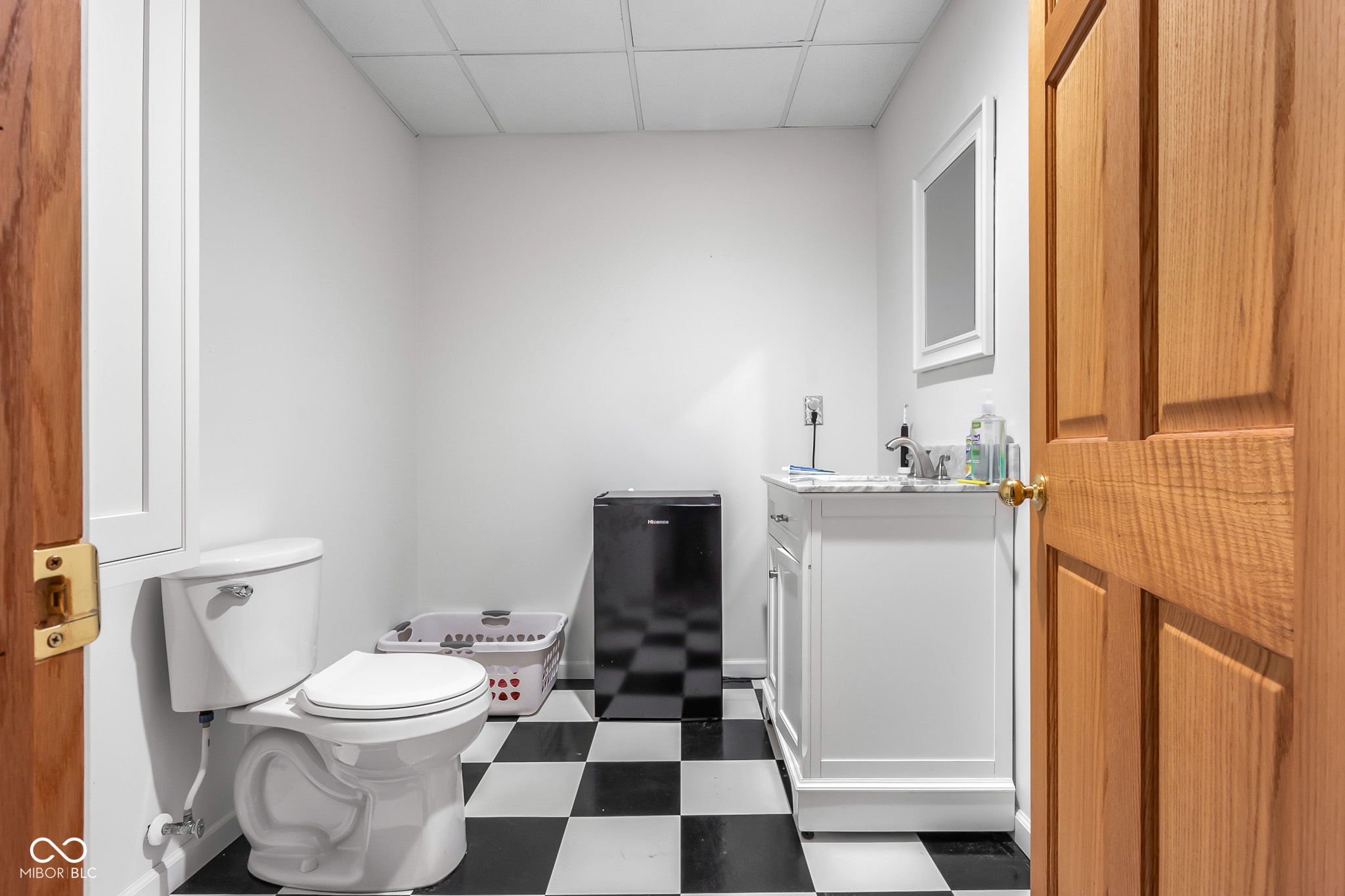 2093 Iroquois Trail