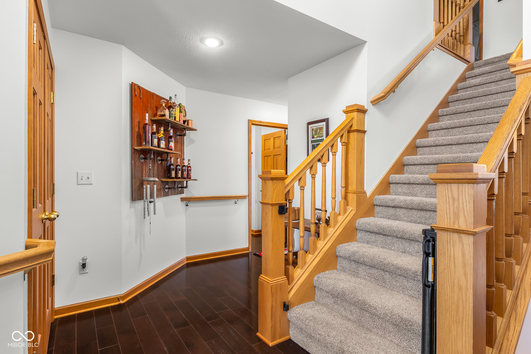 2093 Iroquois Trail