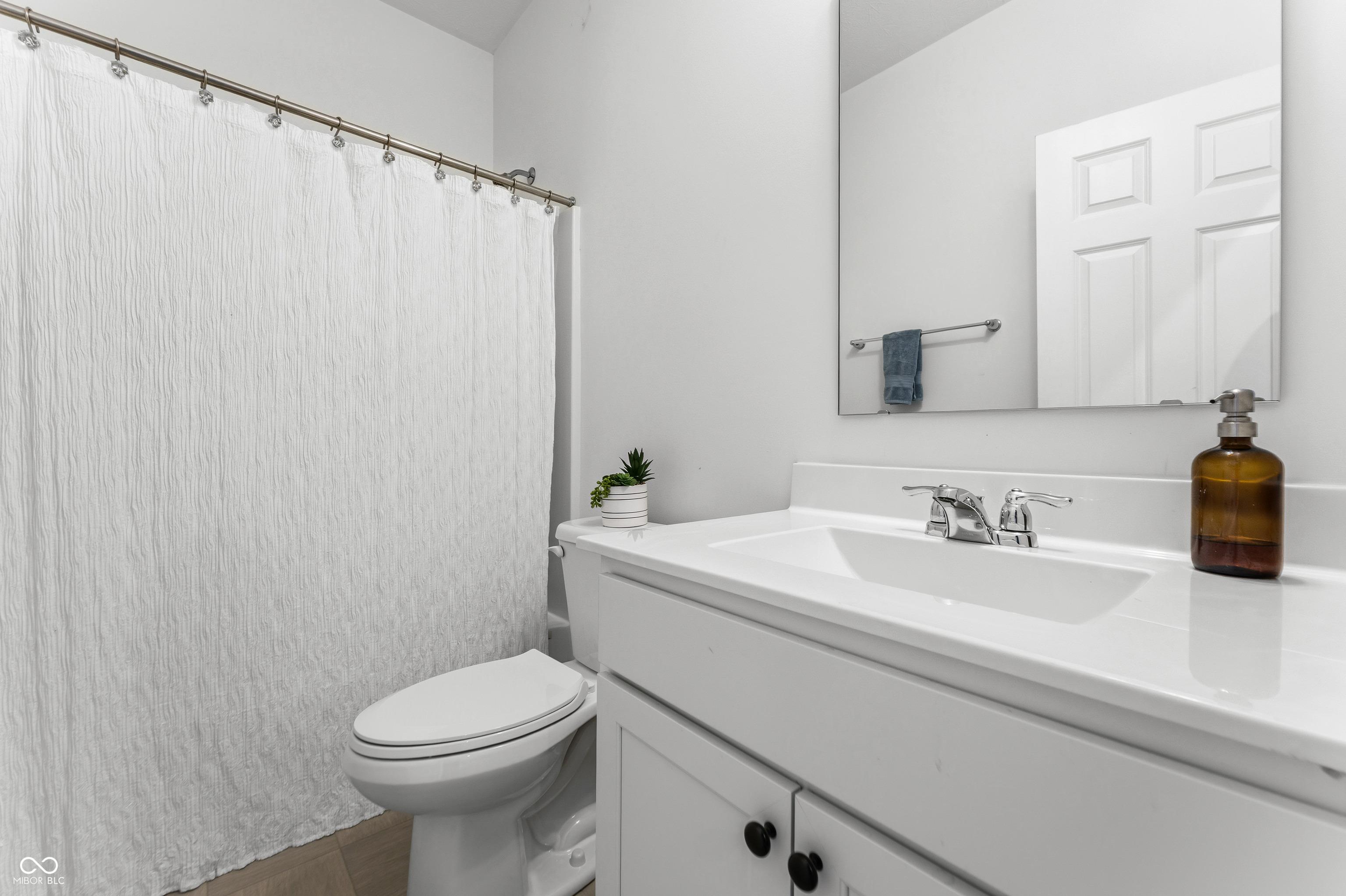 2646 Creek Bank Court